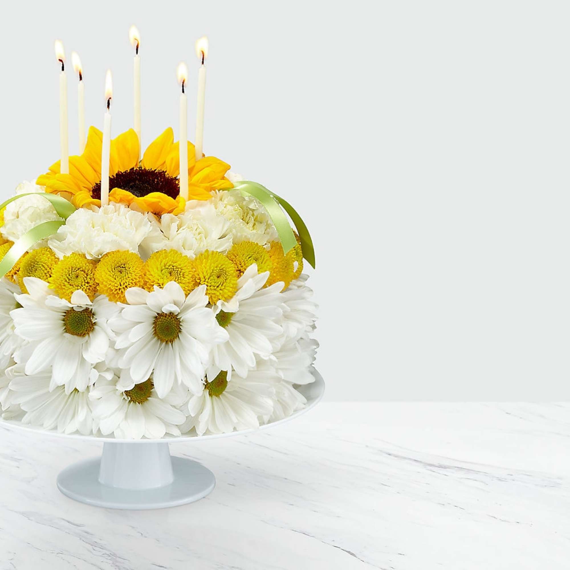 They'll never forget this incredible birthday surprise! Spray roses, pompons and mums, photo 2 of 2