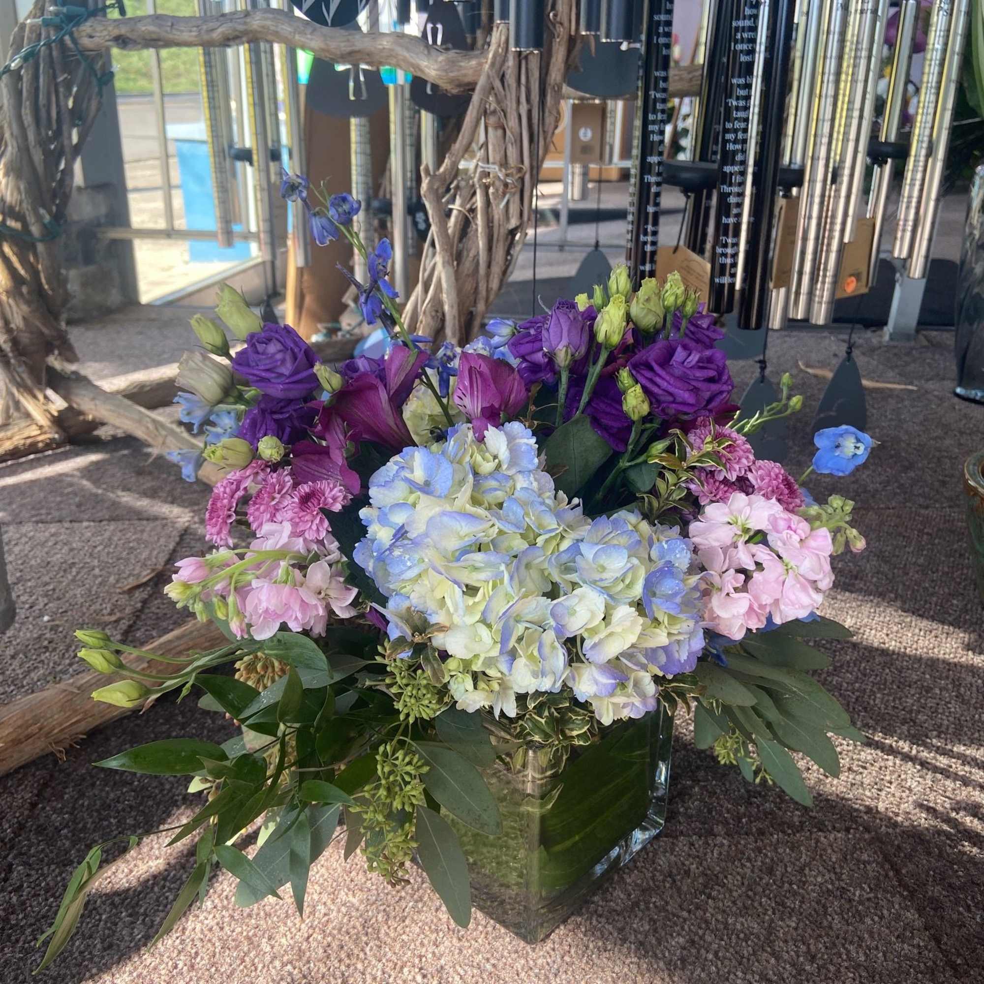 Square cube leaf lined and filled with blue hydrangea, lavender stock, blue, photo 3 of 5