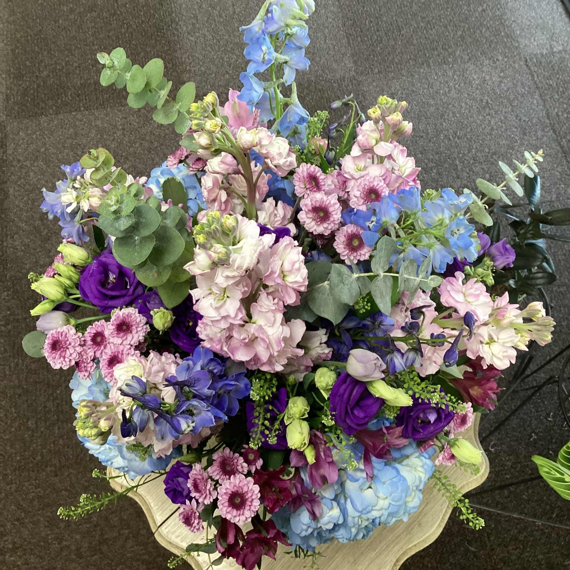 Square cube leaf lined and filled with blue hydrangea, lavender stock, blue, photo 2 of 3