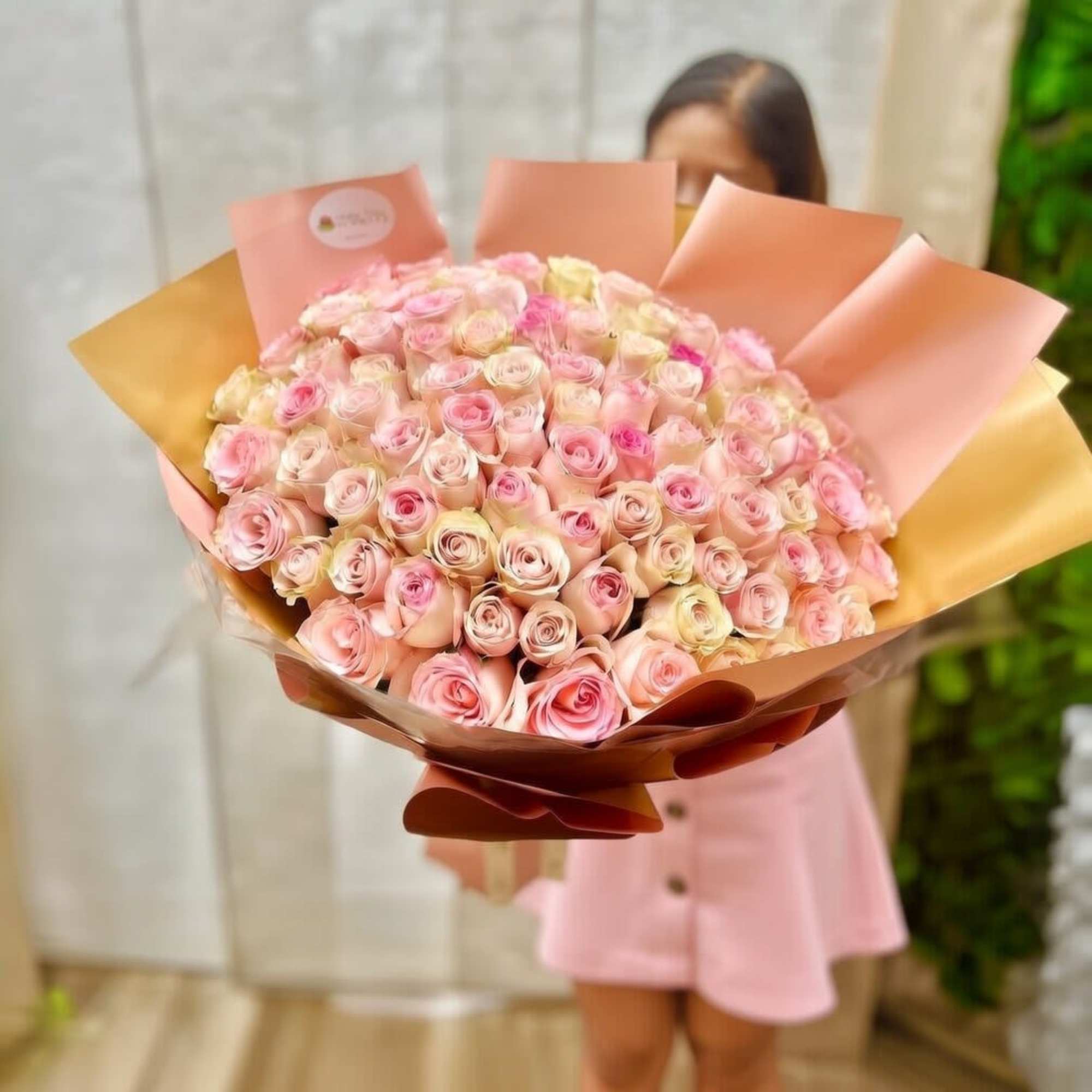 100 Roses Round EuroBouquet - Blush, photo 2 of 2