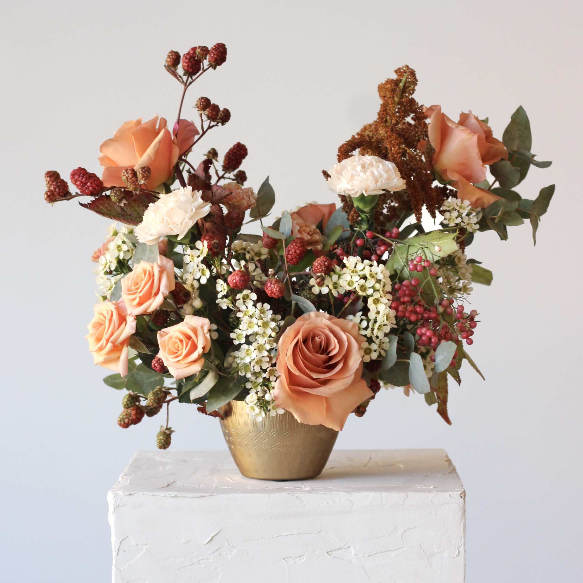 Experience the art of floristry with our Designer&rsquo;s Choice Floral Arrangement. Our, photo 4 of 7