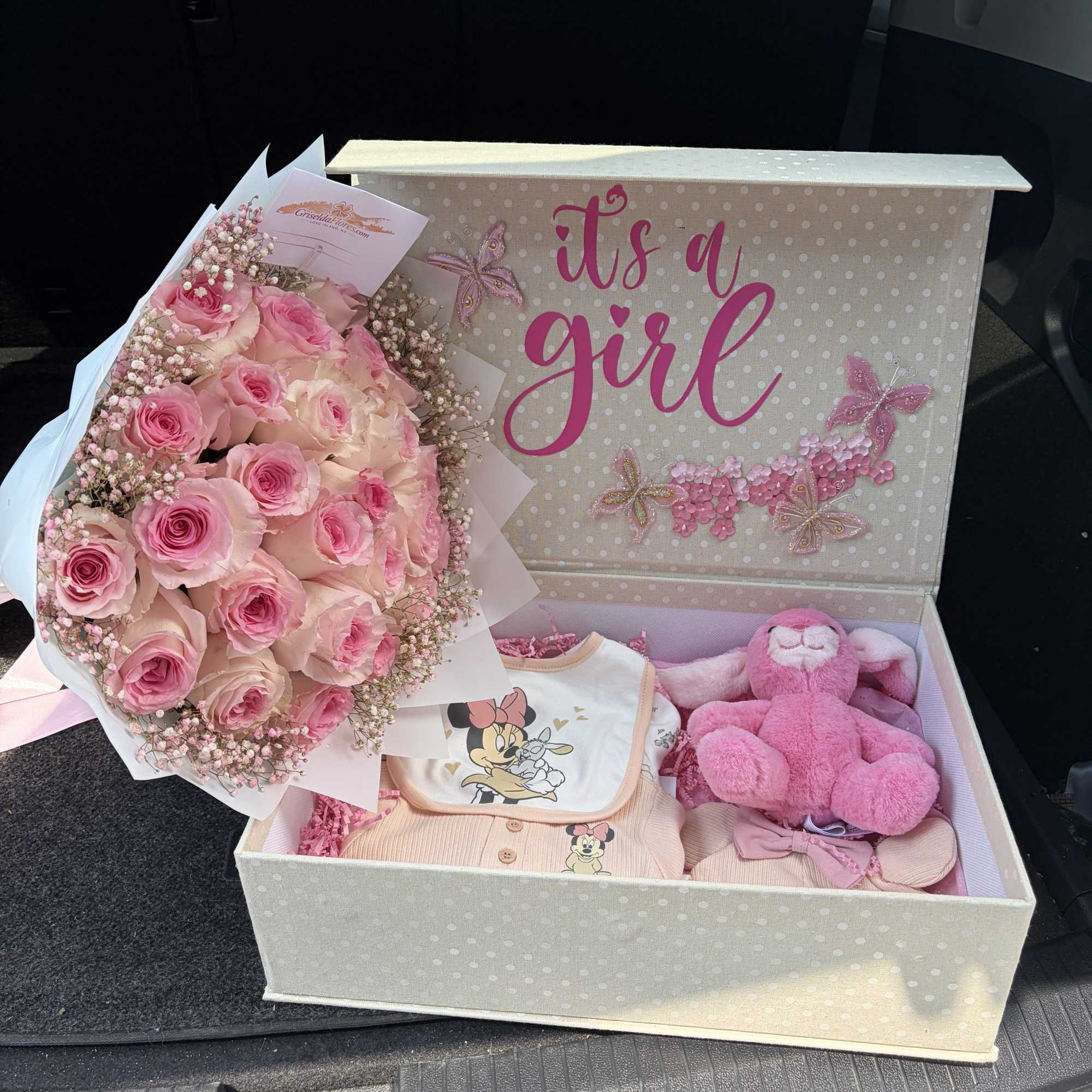 Pink rose bouquet with a baby gift box and plush toy, photo 3 of 5