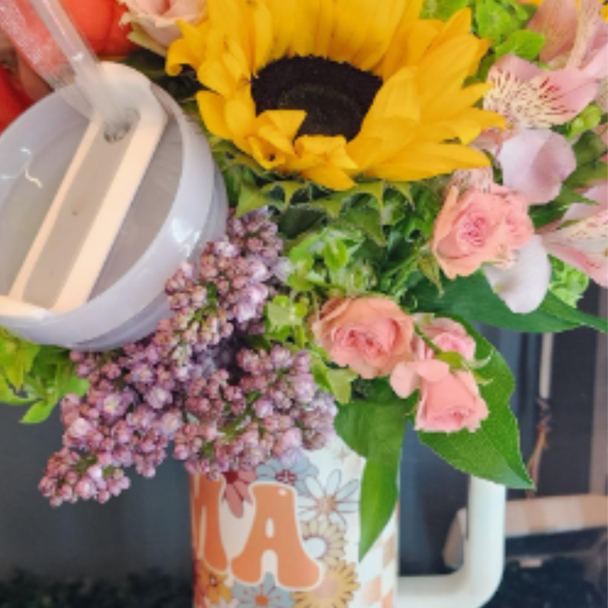 Seasonal Floral designed within a Lux Tumbler With MAMA 
Floral Print 40