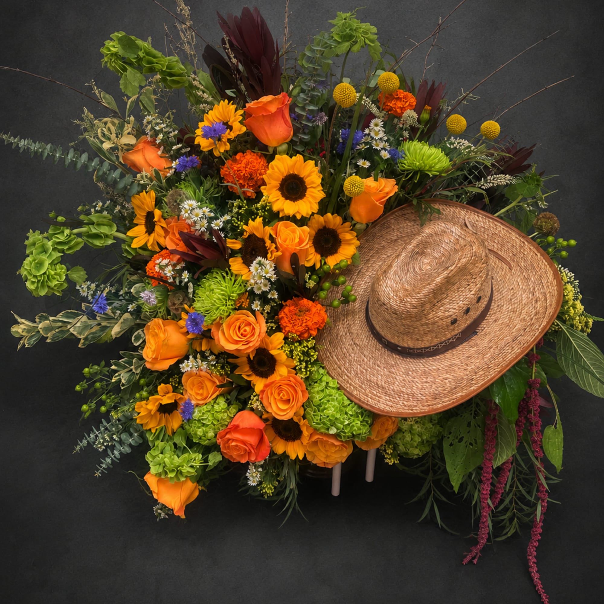 A bold, country-inspired centerpiece that makes the recipient feel celebrated - this