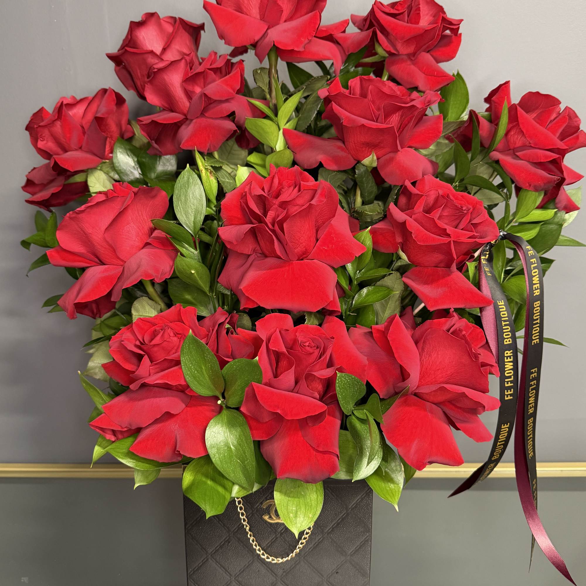 Looking for the perfect way to brighten up that special someone's day?