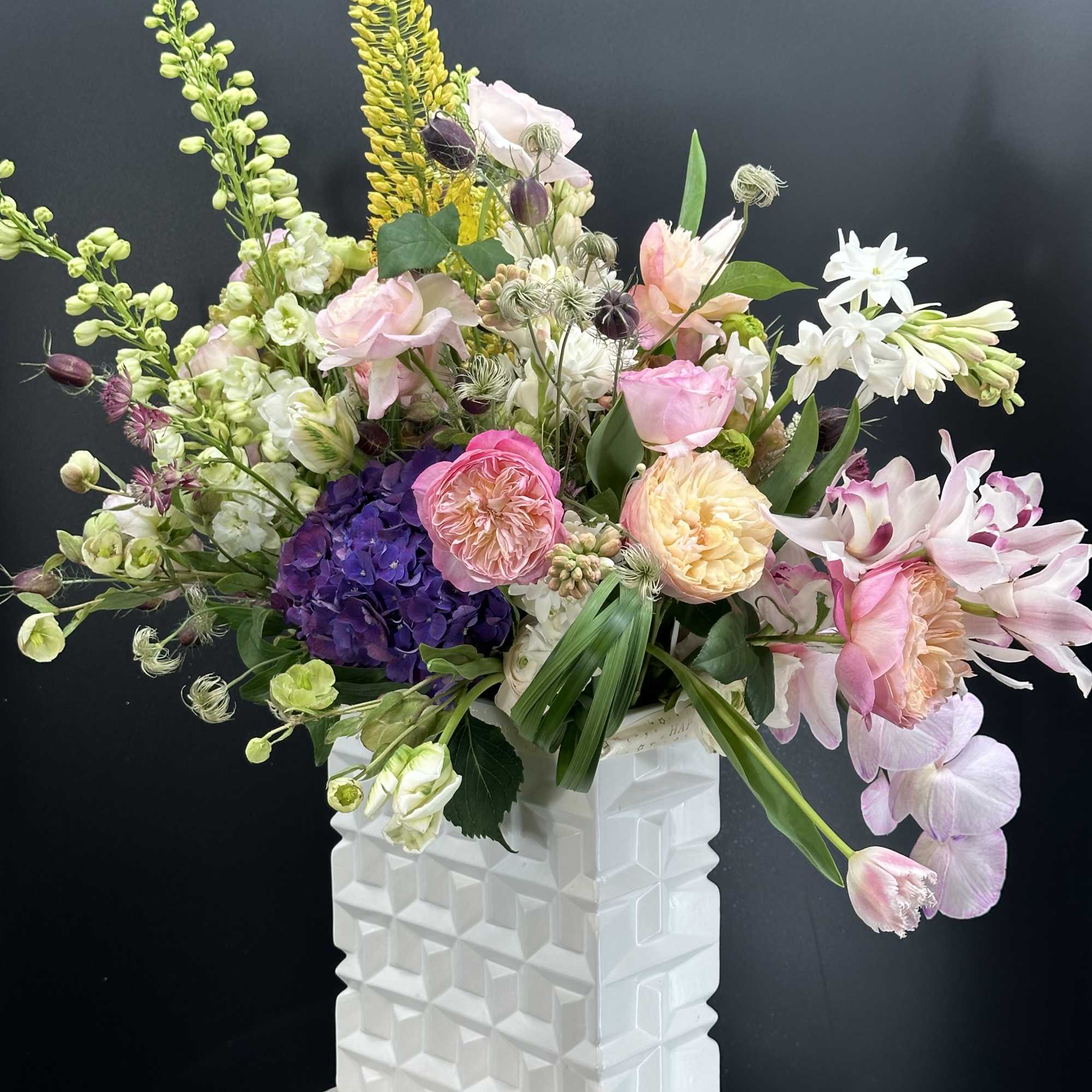 An exquisite ,one - of -a -kind floral arrangement designed for those, photo 6 of 8