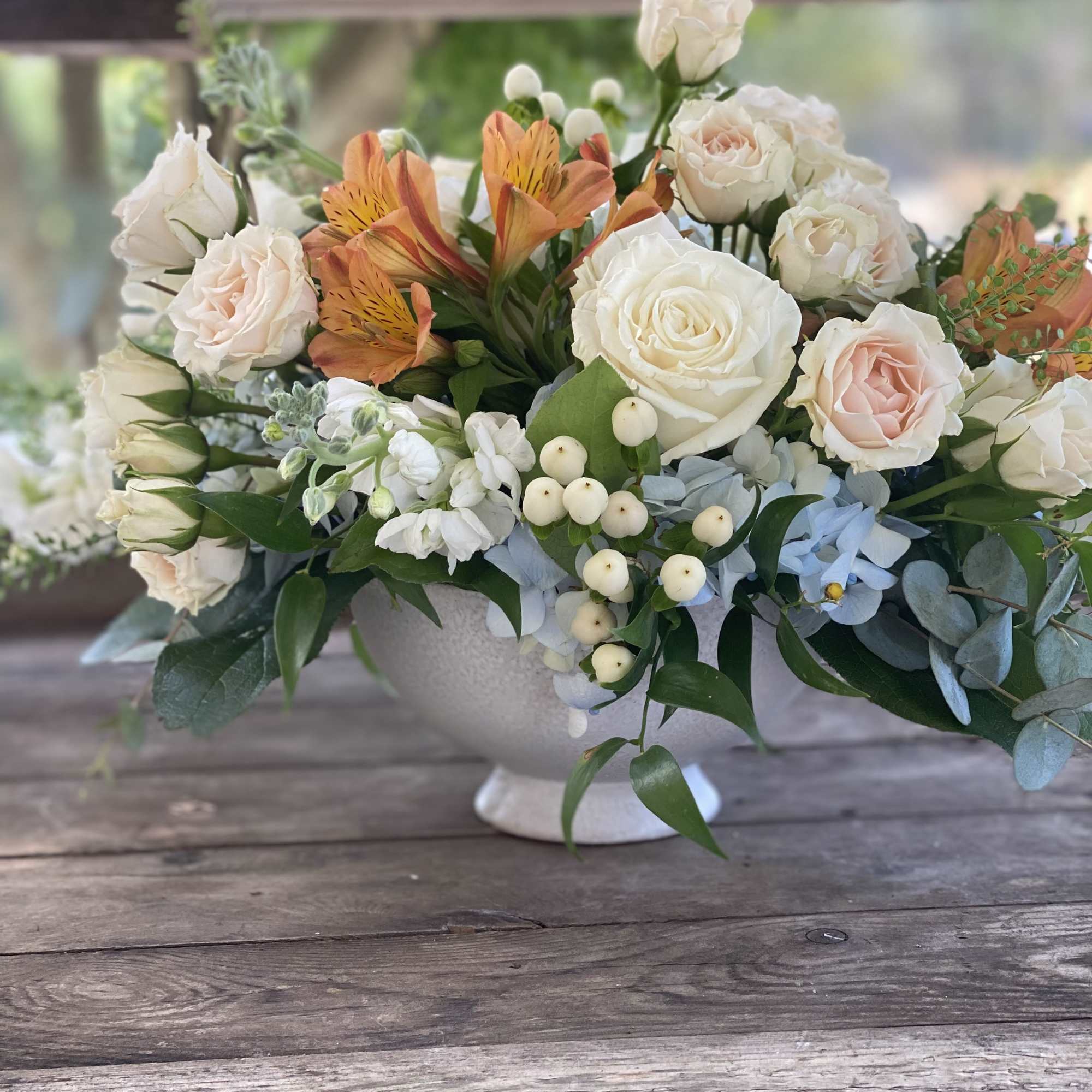 Elevate Your Space with Timeless Elegance
Introducing "Exquisite Taste," a sophisticated arrangement set, photo 2 of 4