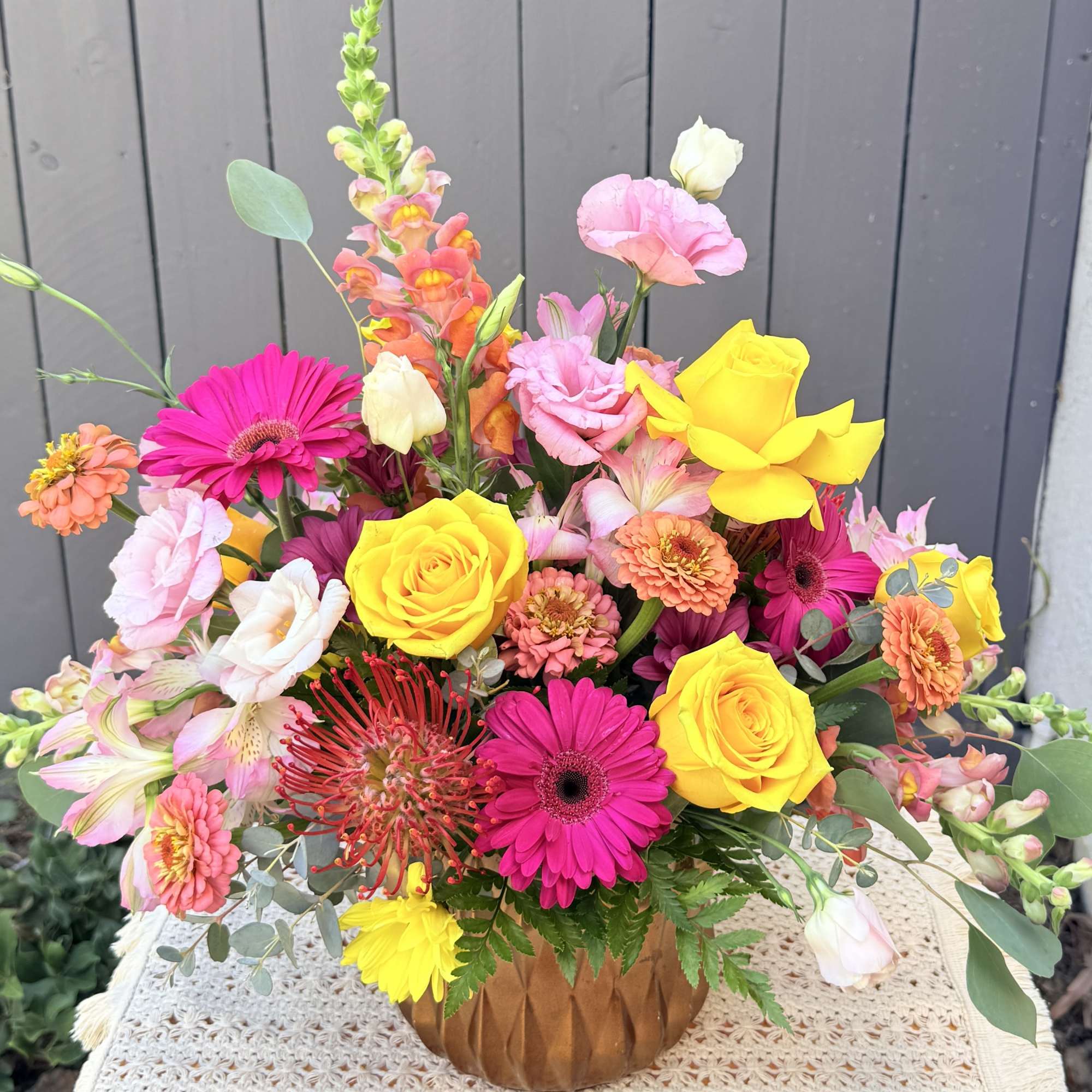 Brighten someone&rsquo;s day with this gorgeous floral design crafted with Ecuadorian roses