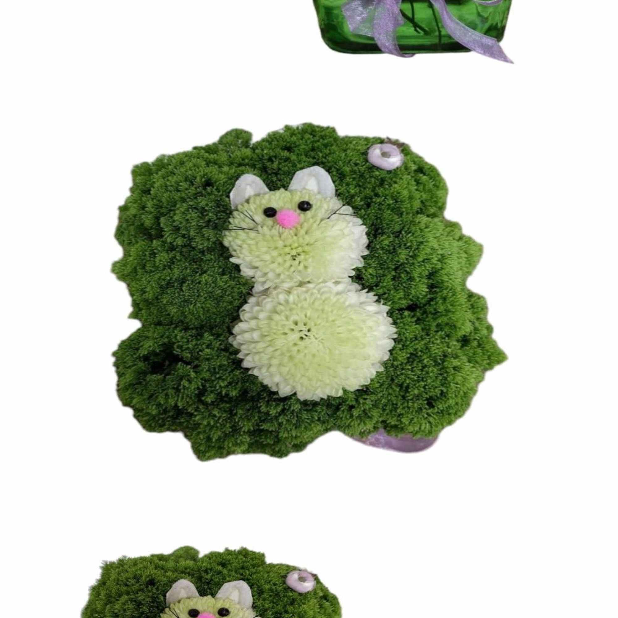 This delightful arrangement features a charming glass cube filled with vibrant greenery, photo 3 of 5