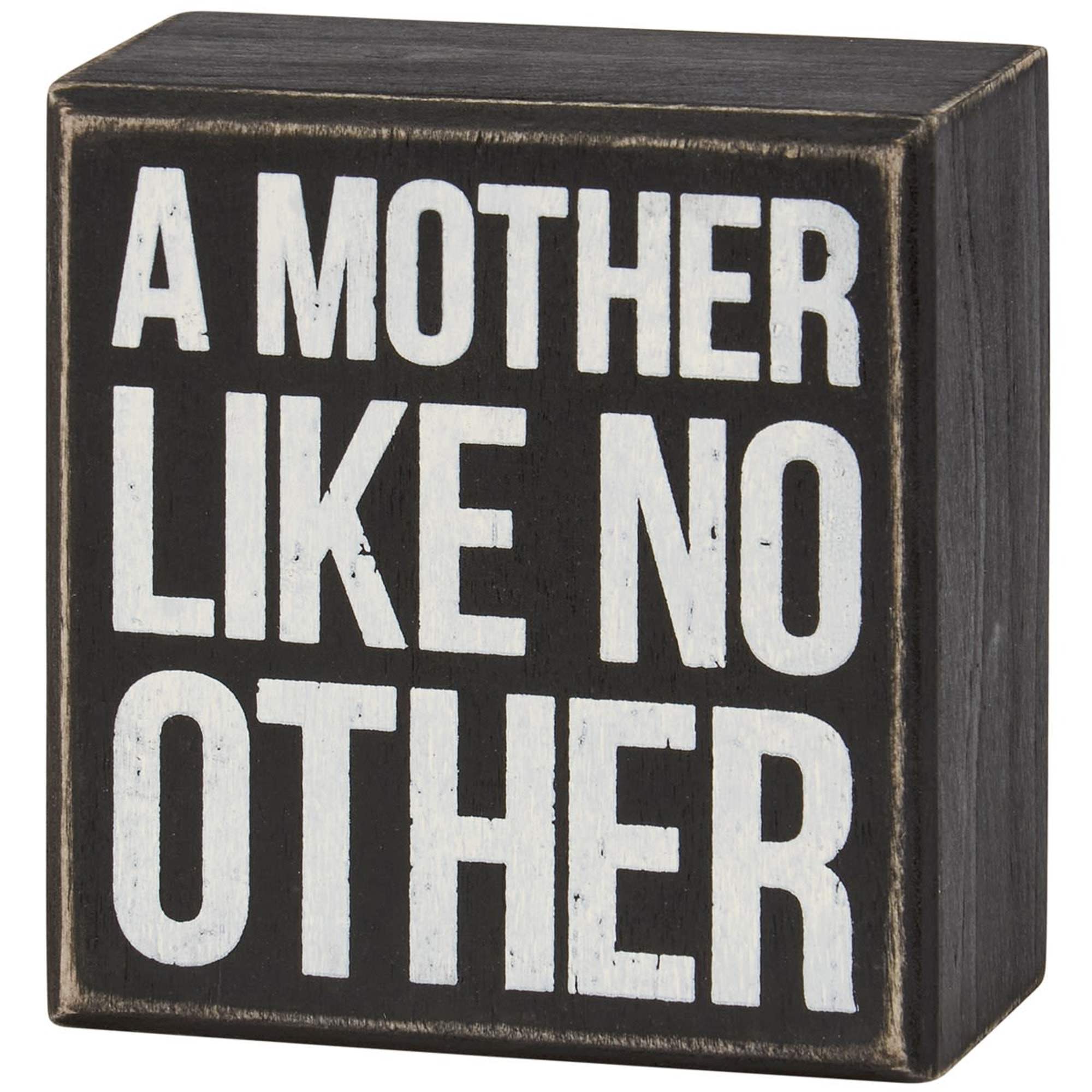 A classic black and white wooden box sign for Mother's Day displaying