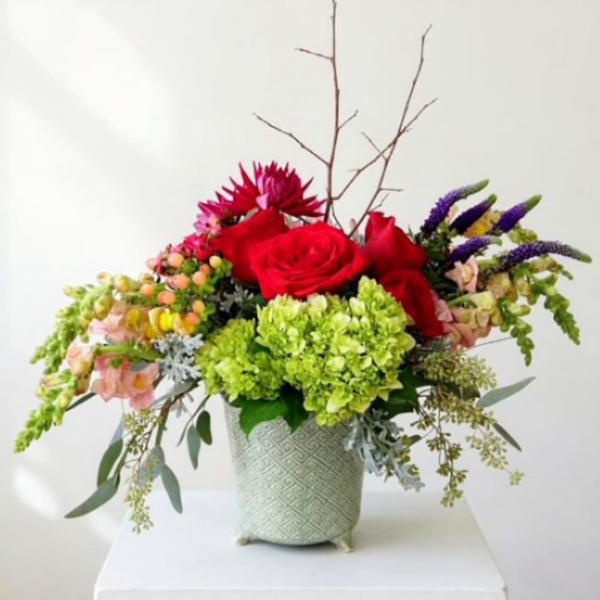Celebrate life&rsquo;s special moments with the Blooms of Beauty, a stunning composition