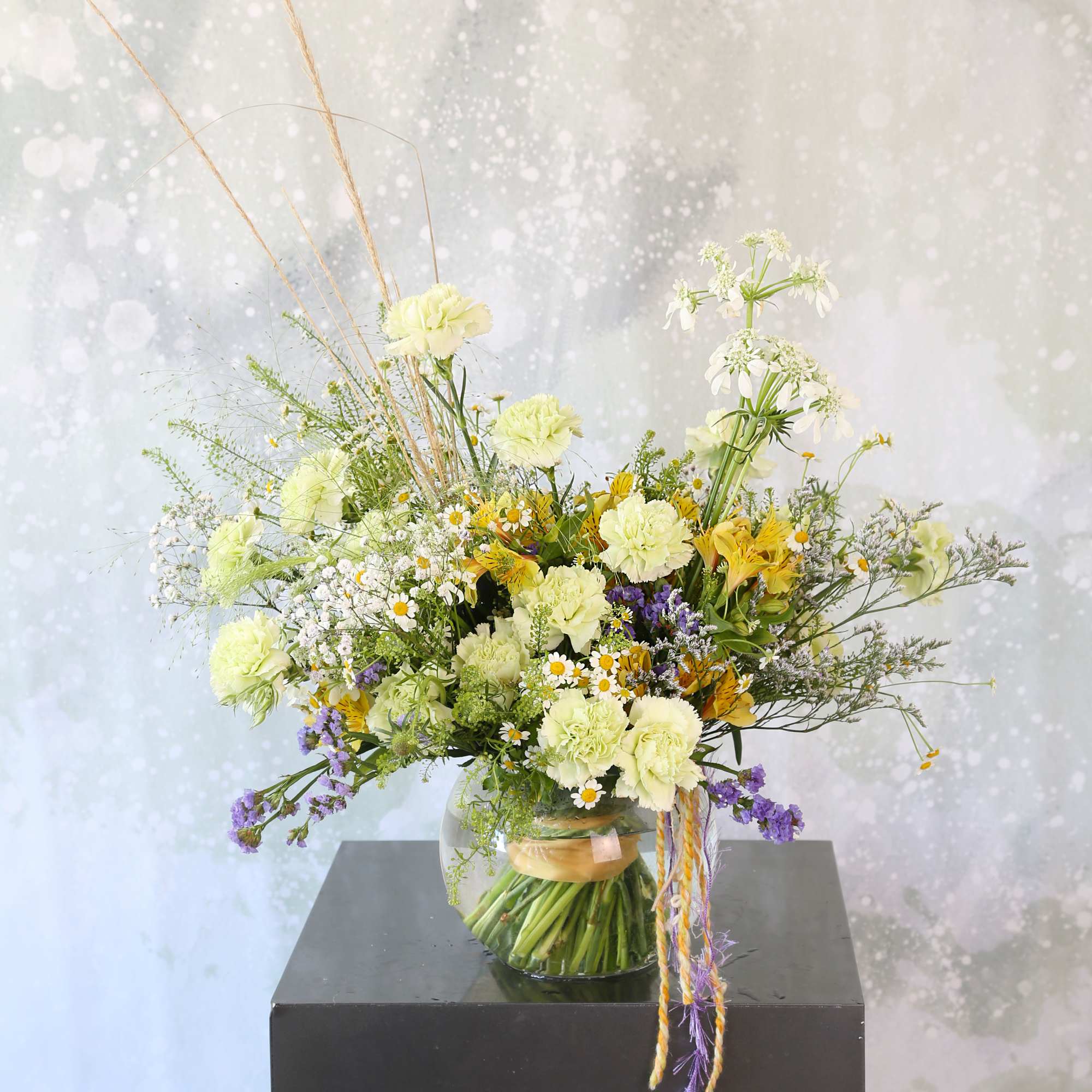 A fresh cheerful mint with yellow color palette brings in a refresh