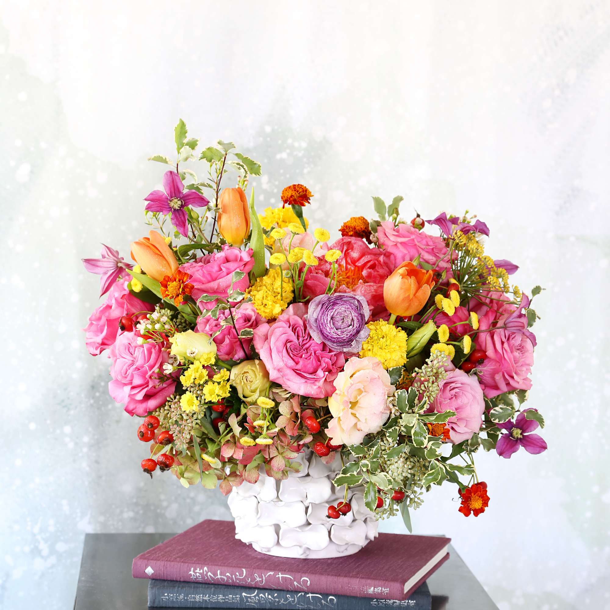 An unique handcraft texture ceramic vase arrangement with Brilliant color palette create