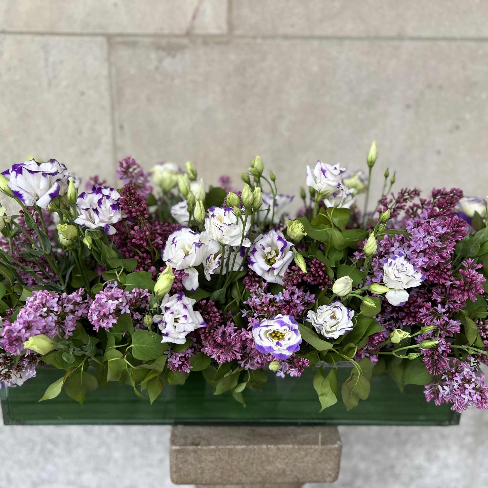 Flowers by Philip offers  the most large variety's of customs centerpieces, photo 4 of 8