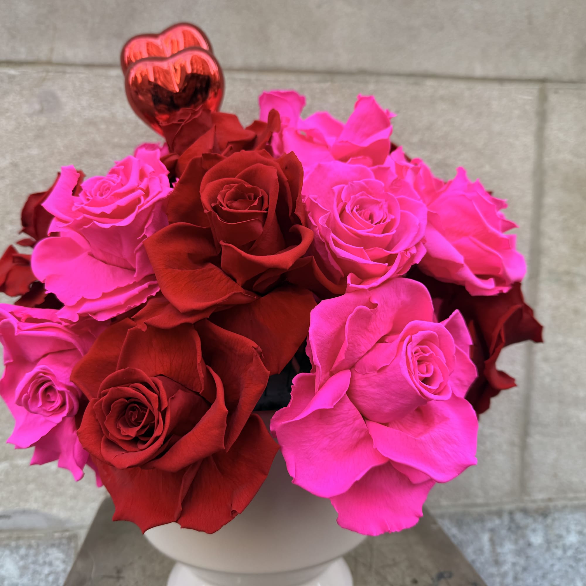 Our preserved roses are meticulously handcrafted on our farm in Ecuador, ensuring