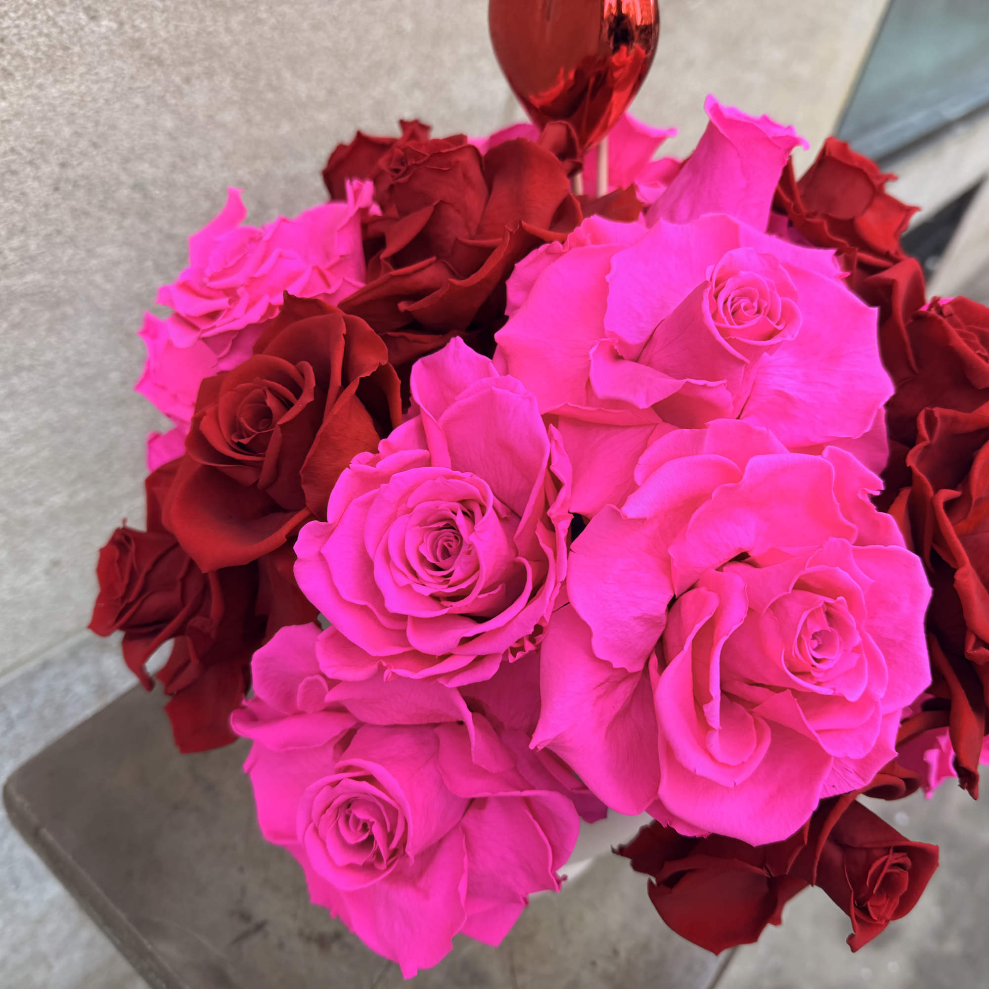 Our preserved roses are meticulously handcrafted on our farm in Ecuador, ensuring, photo 4 of 4