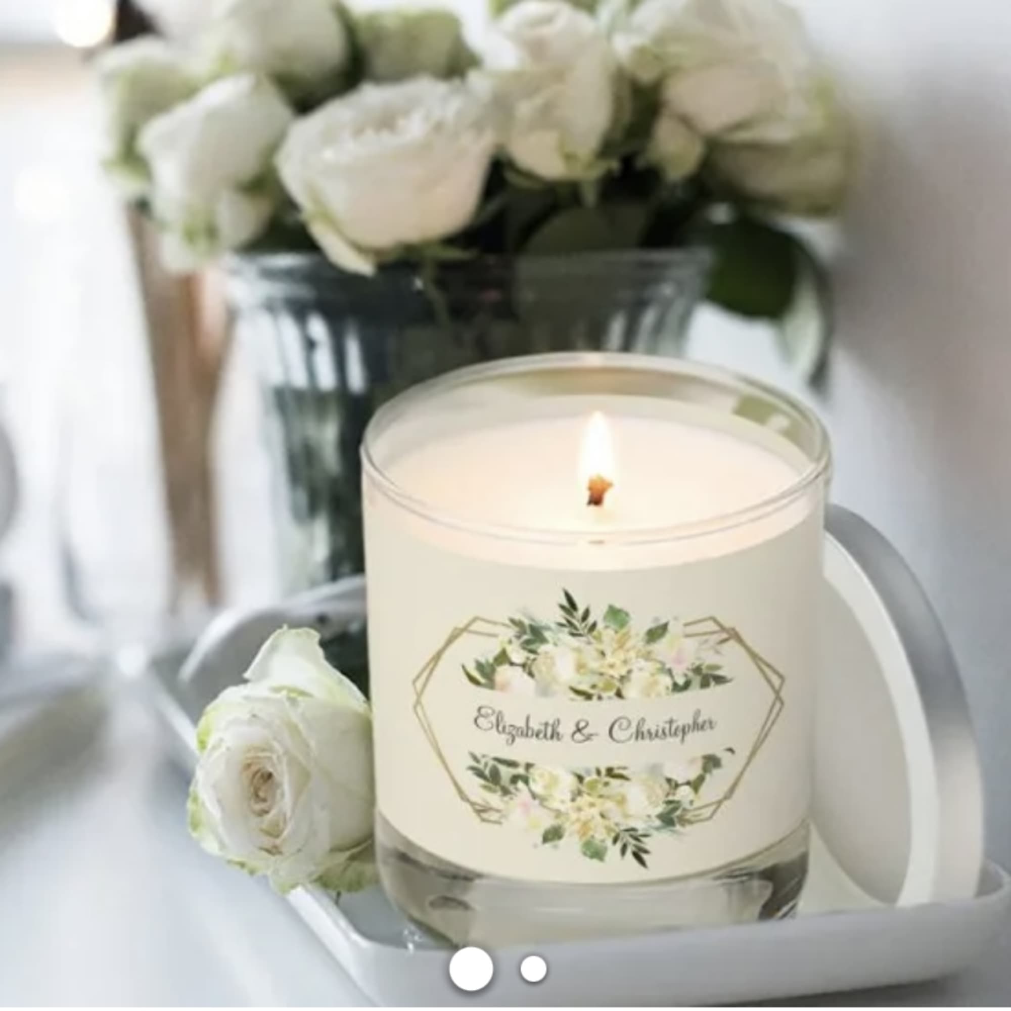 The gift of a  luxury , delicately , scented candle can