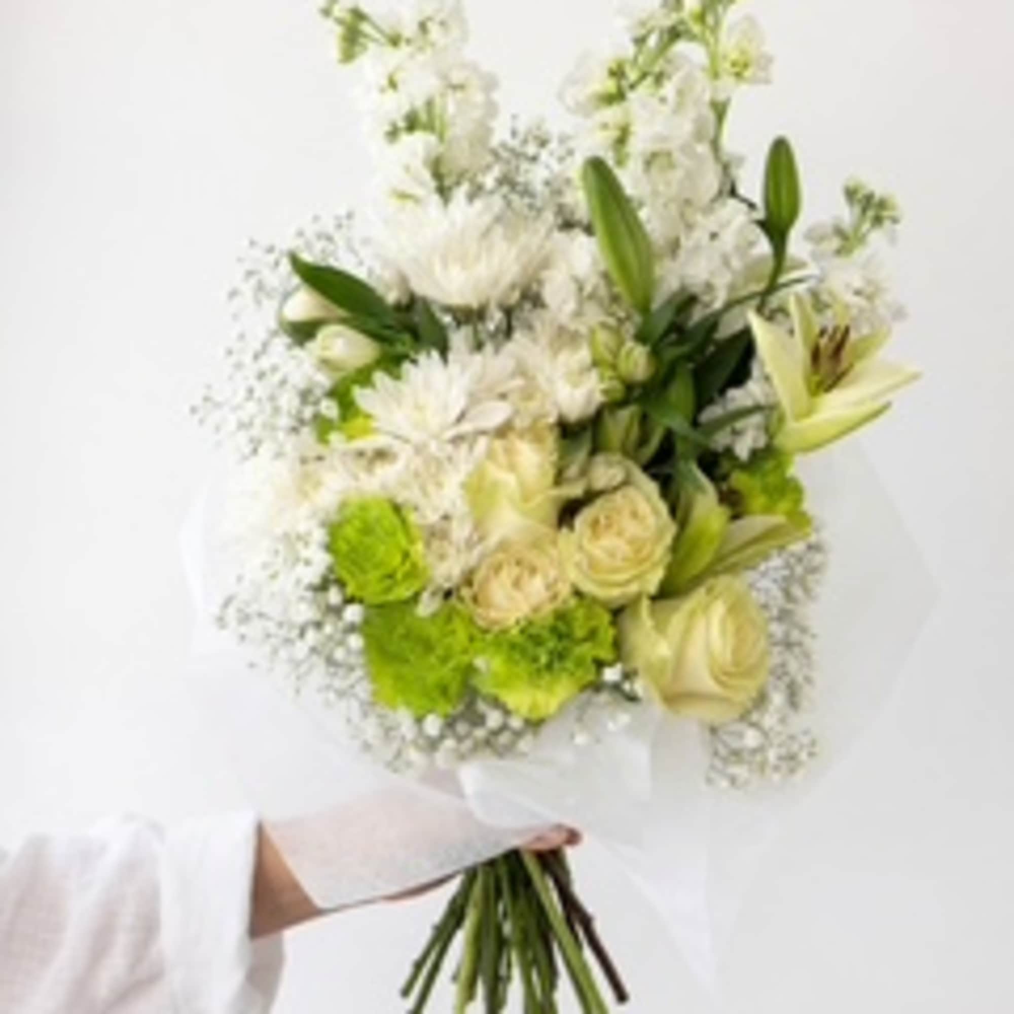 White and pale green bouquet with lilies and roses