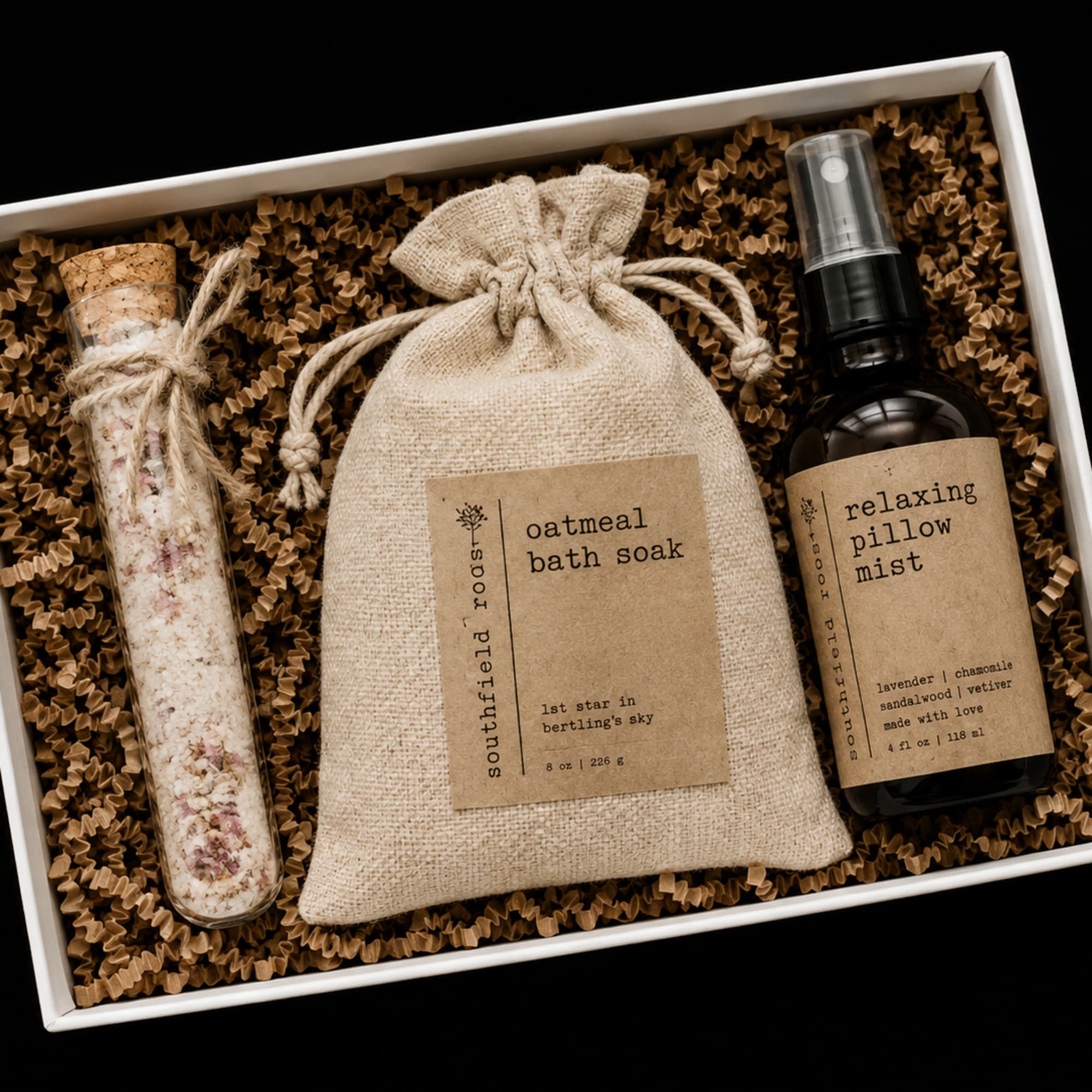 This gift set includes
Relaxing Pillow Mist
This relaxing pillow mist uses a blend