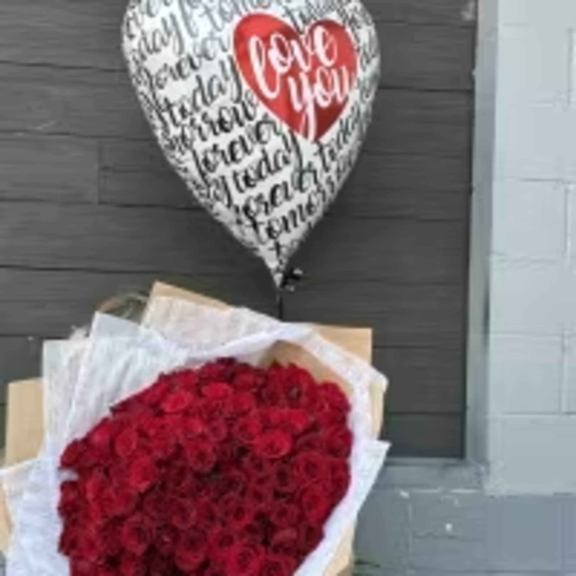 Forever Love Heart &ndash; 150 Premium Red Roses is a breathtaking round