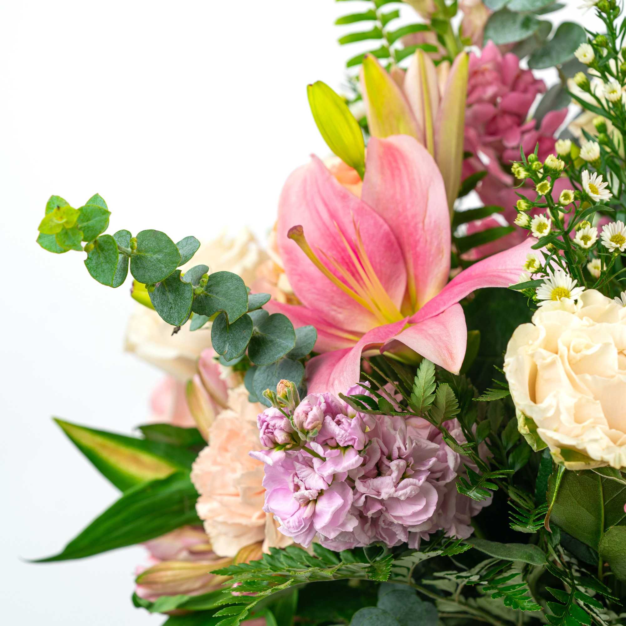 Pink lily bouquet with cream roses and lavender flowers