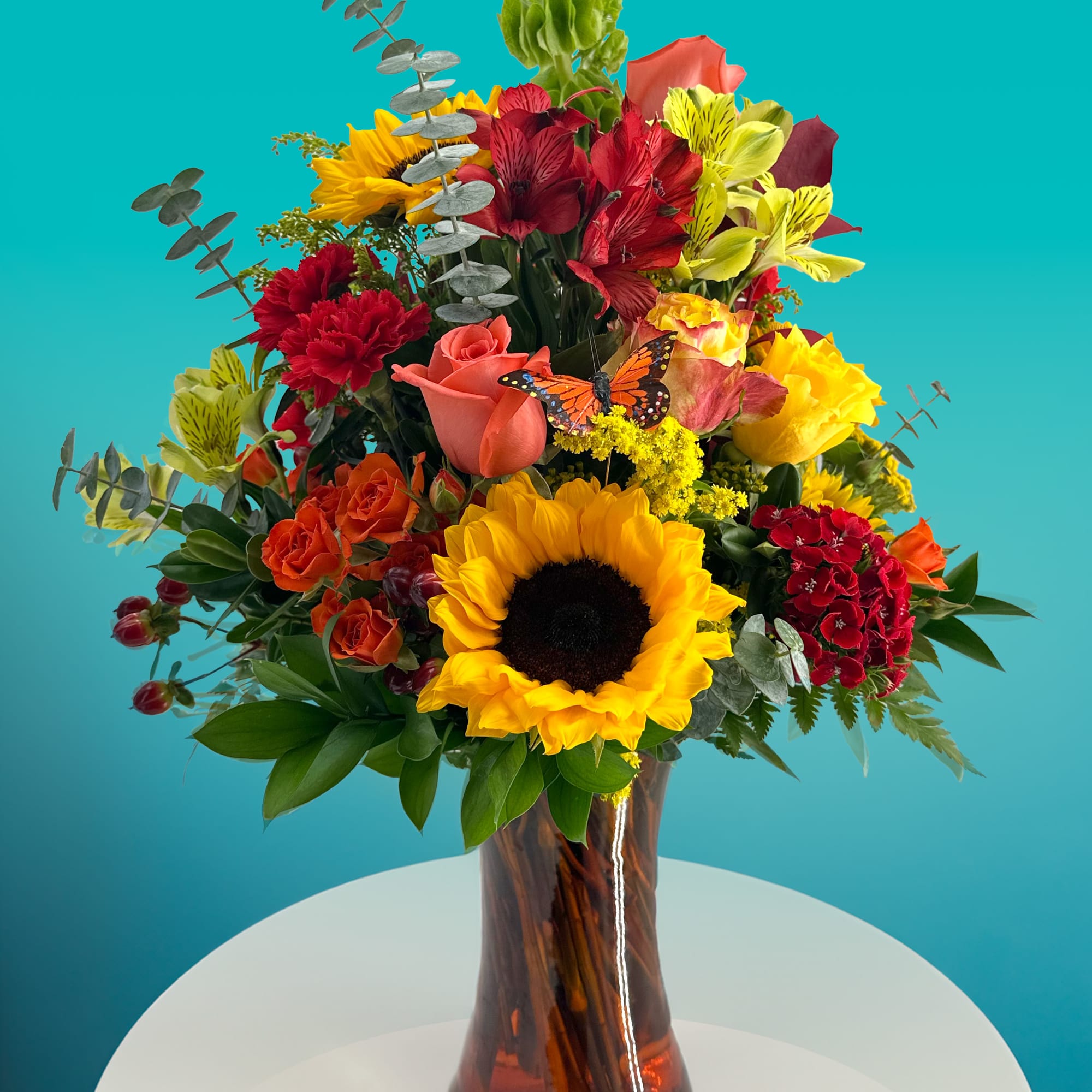 A golden sunflower greets the eye in this You Are My Sunshine