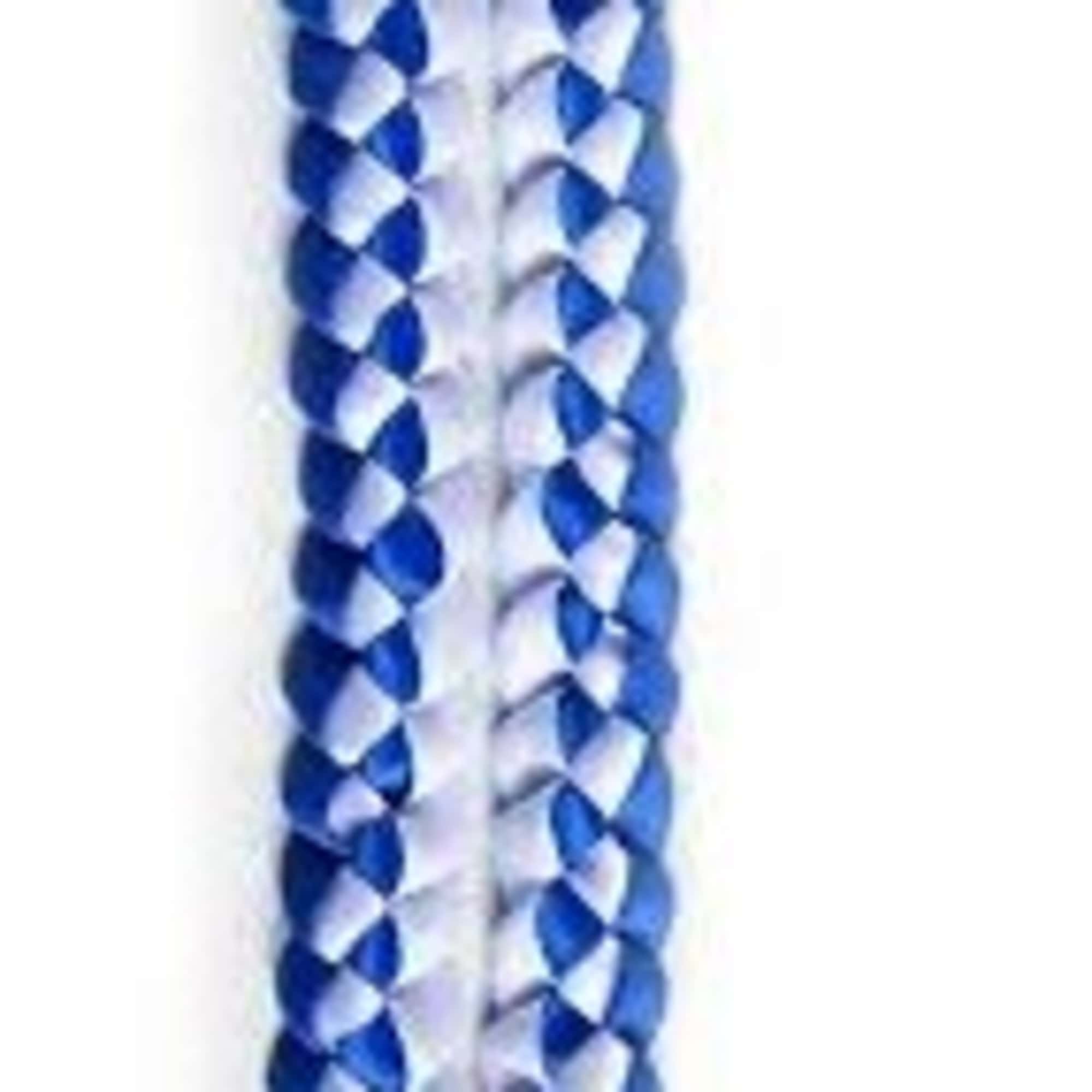 Celebrate the graduate in your life with this keepsake graduation ribbon lei.