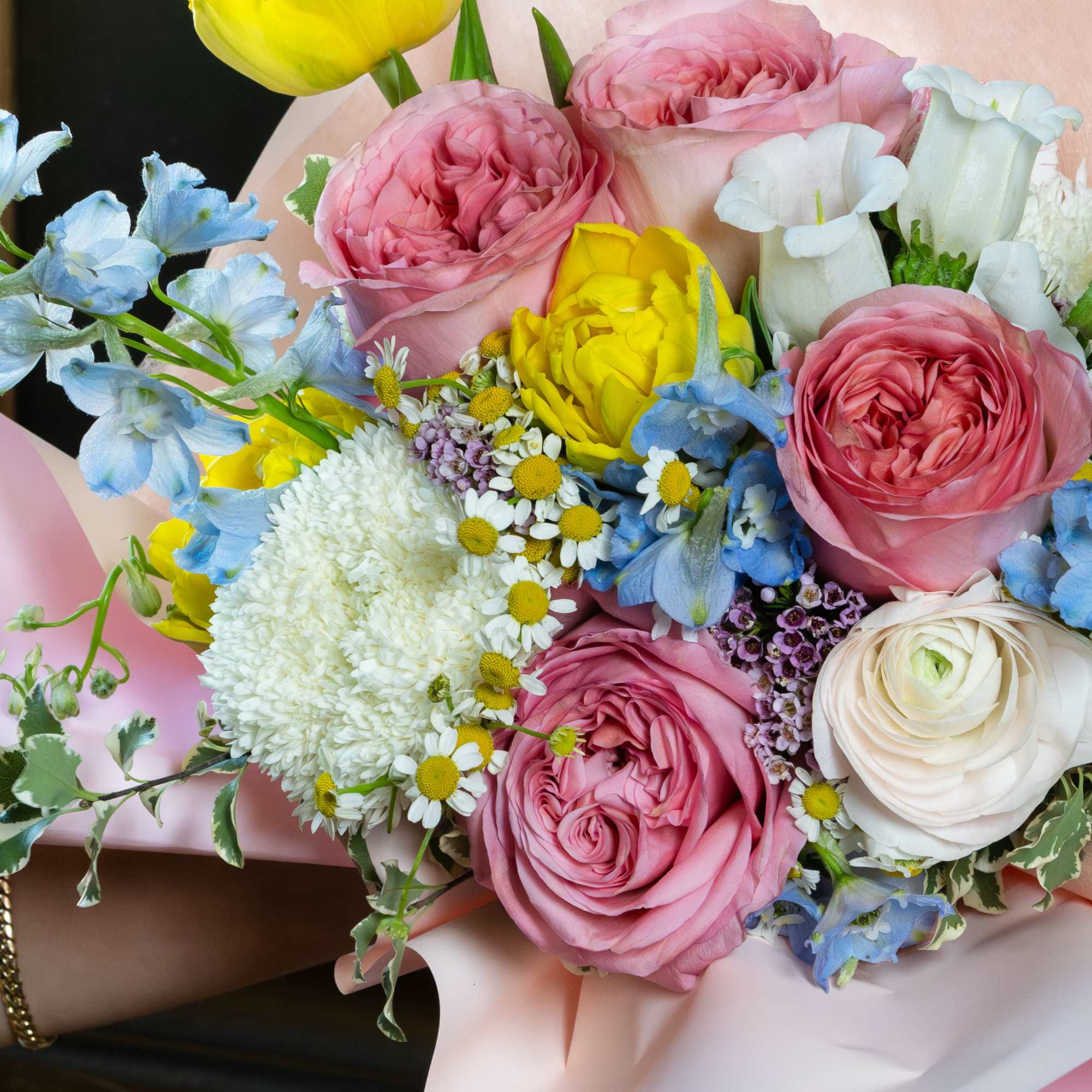 Venetian Spring
Some bouquets feel like a painting &mdash; and this one truly, photo 3 of 3