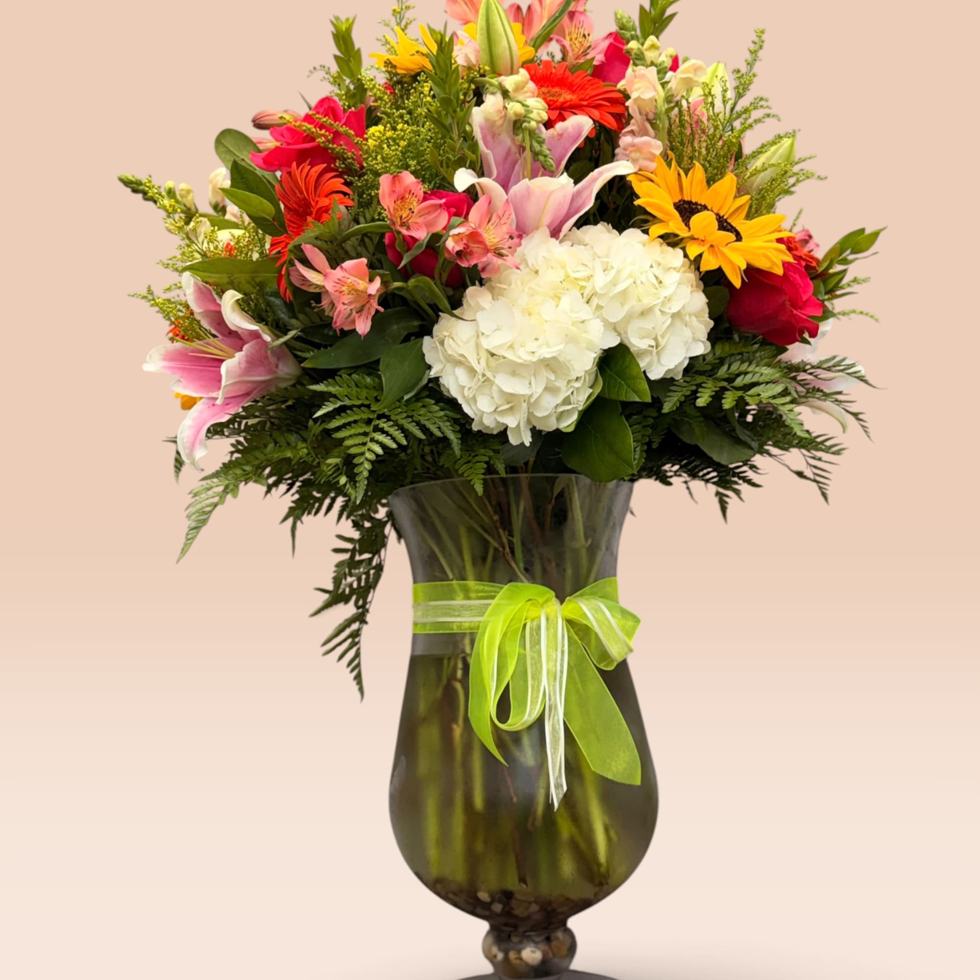 Mixed bouquet in a dark glass vase with a green ribbon, photo 5 of 7