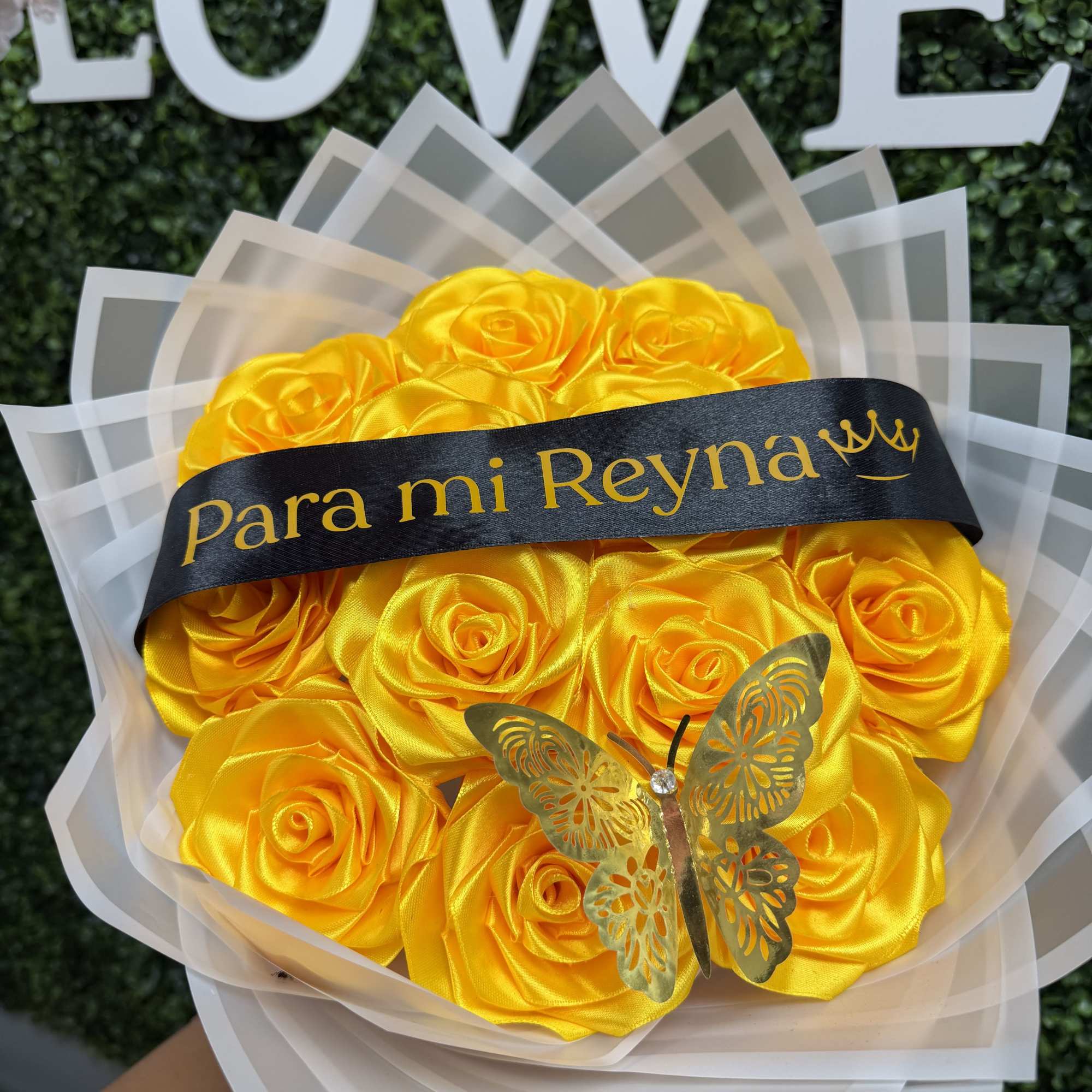 BEAUTIFUL YELLOW BOUQUET MADE OF SILK, photo 2 of 2