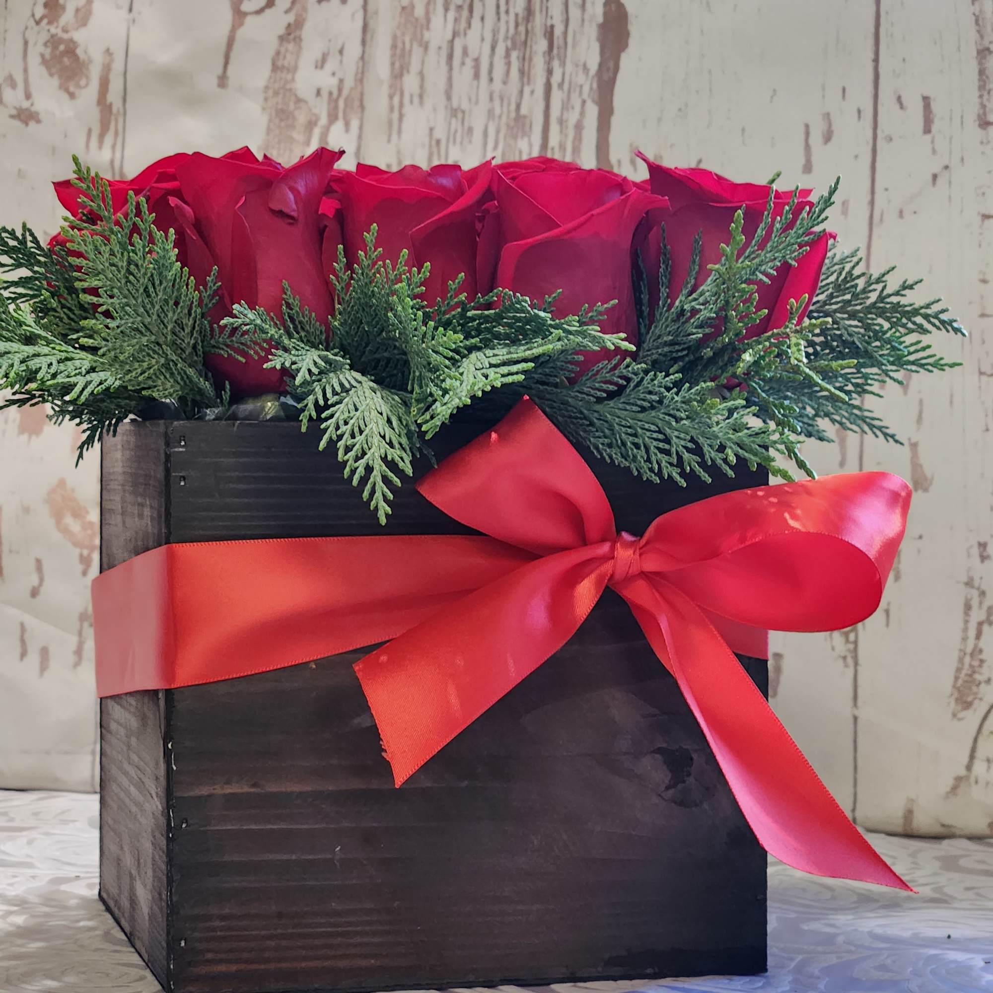 This eye-catching arrangement offers a modern twist on the classic dozen. Rustic, photo 7 of 8