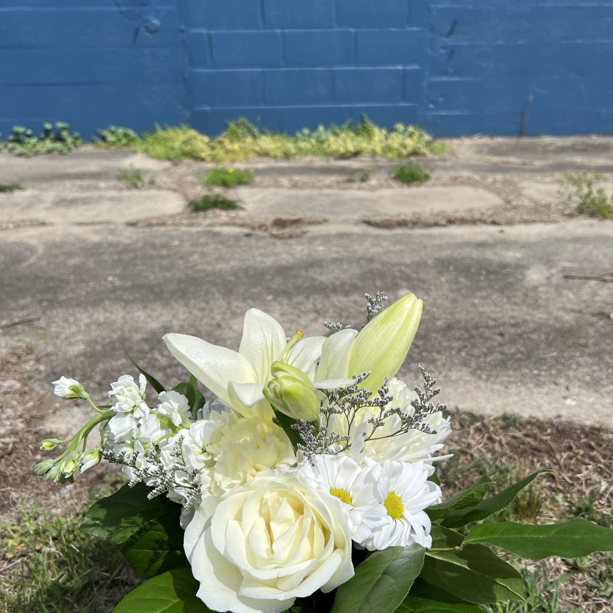 An elegant hand-tied bouquet that will compliment any prom outfit. Filled with, photo 2 of 2
