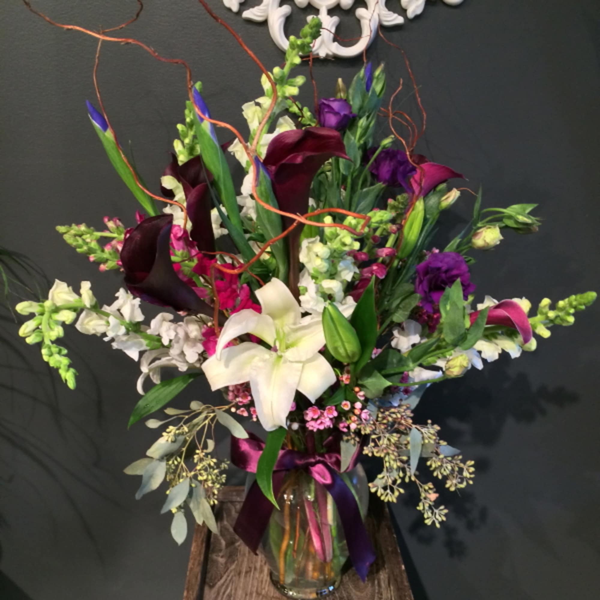 Please note that this is a "Designer's Choice"

*** Please leave a note, photo 2 of 7