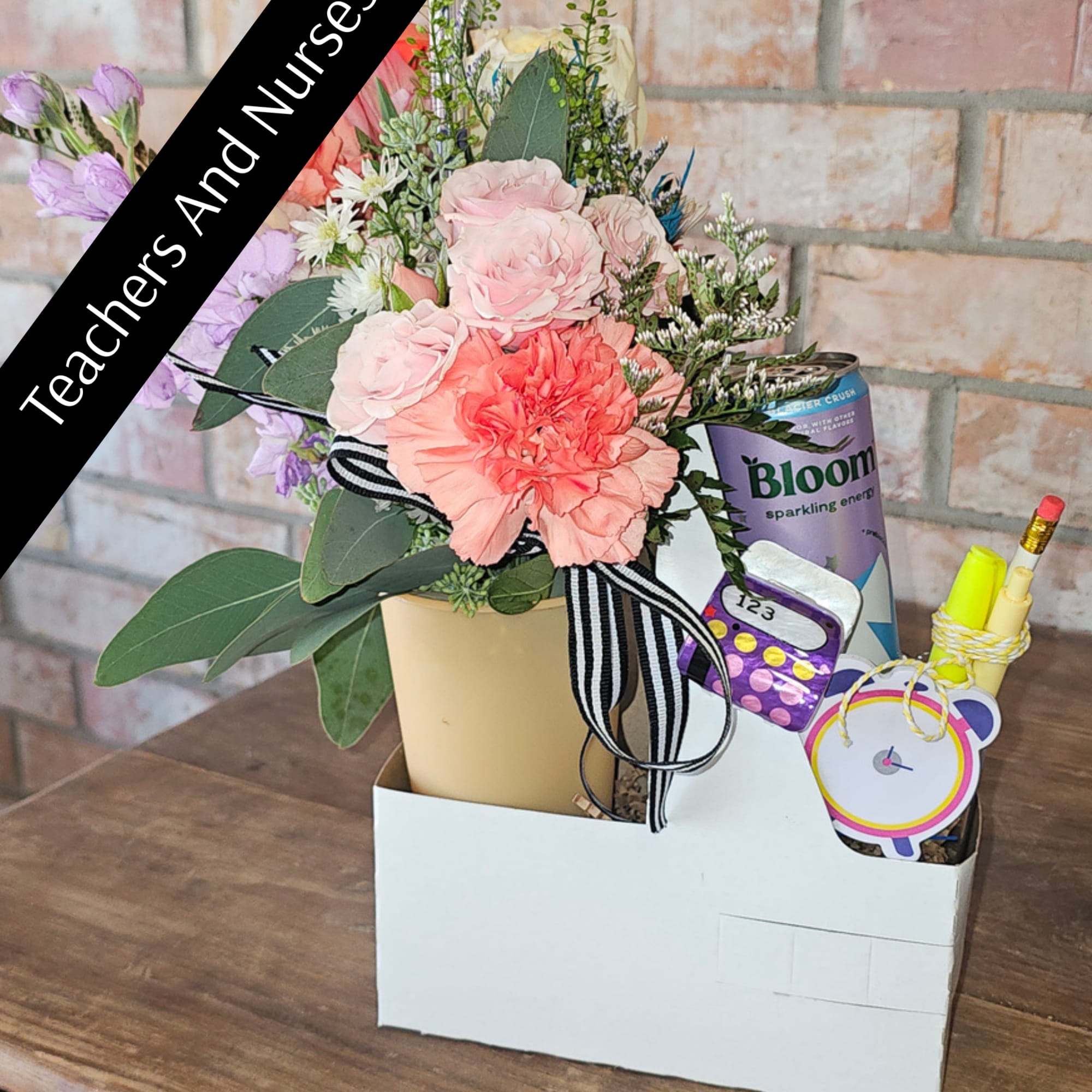 The Bloom Break is a thoughtfully curated floral experience designed to bring, photo 2 of 6