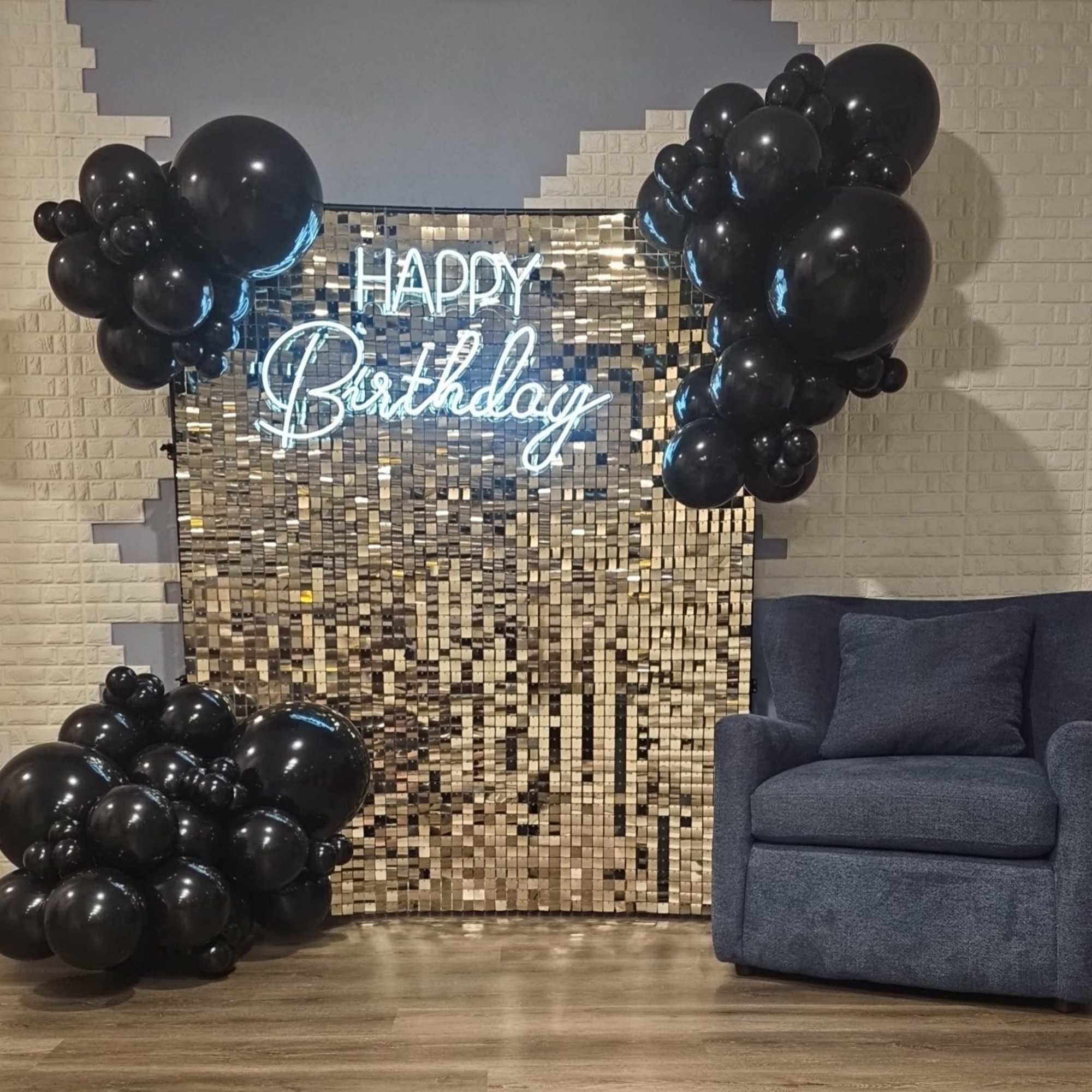 Pricing includes up to three standard balloon colors. Specialty, premium, or custom, photo 2 of 2
