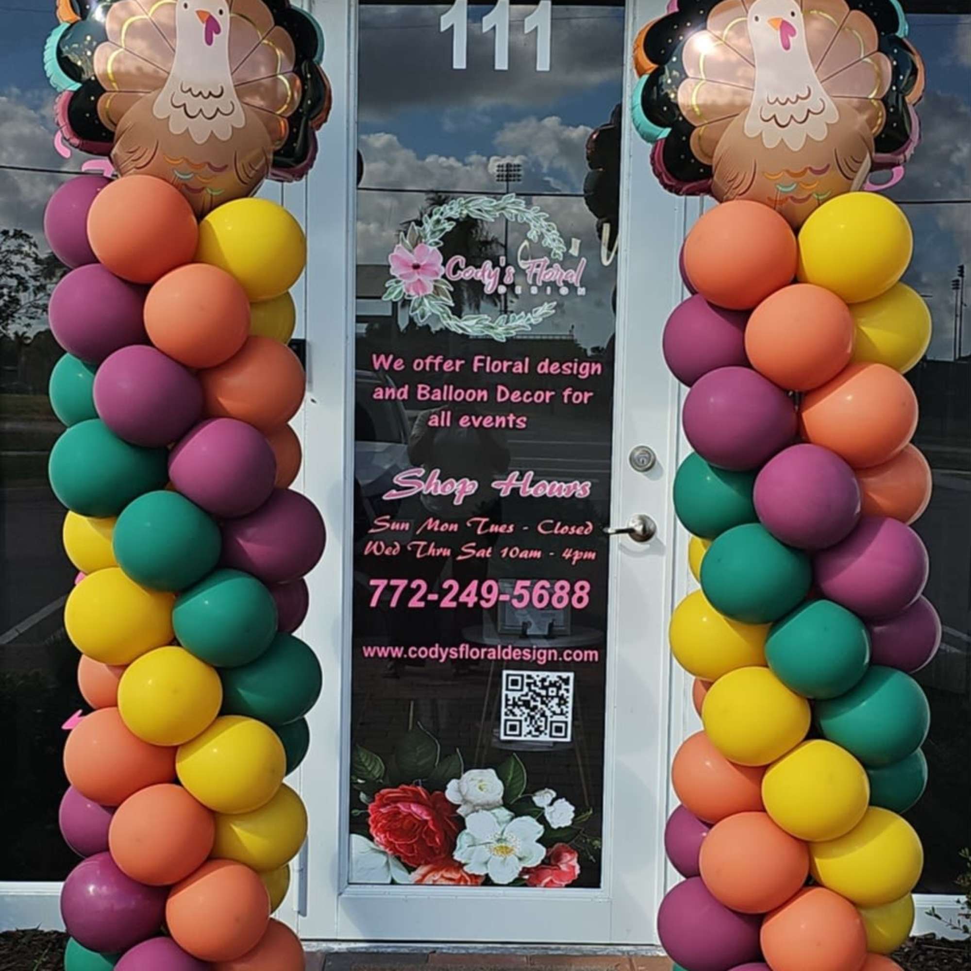 Make your holiday celebration unforgettable. Premium Christmas Balloon Columns crafted with high-quality, photo 6 of 6