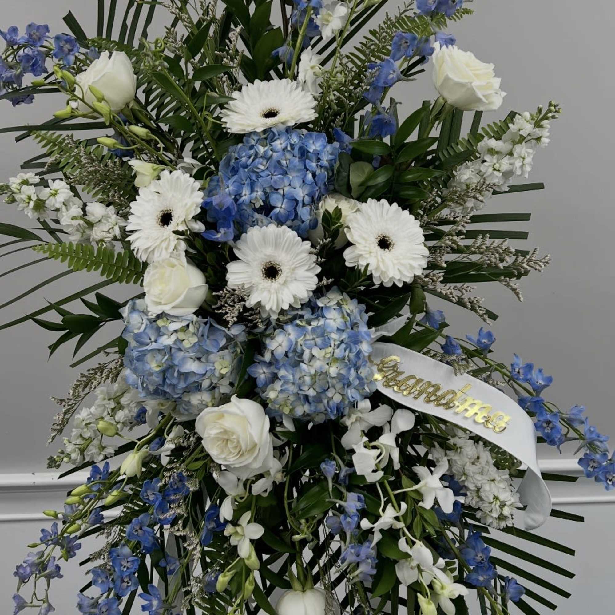  We will make you a beautiful arrangement in your price range, photo 2 of 4