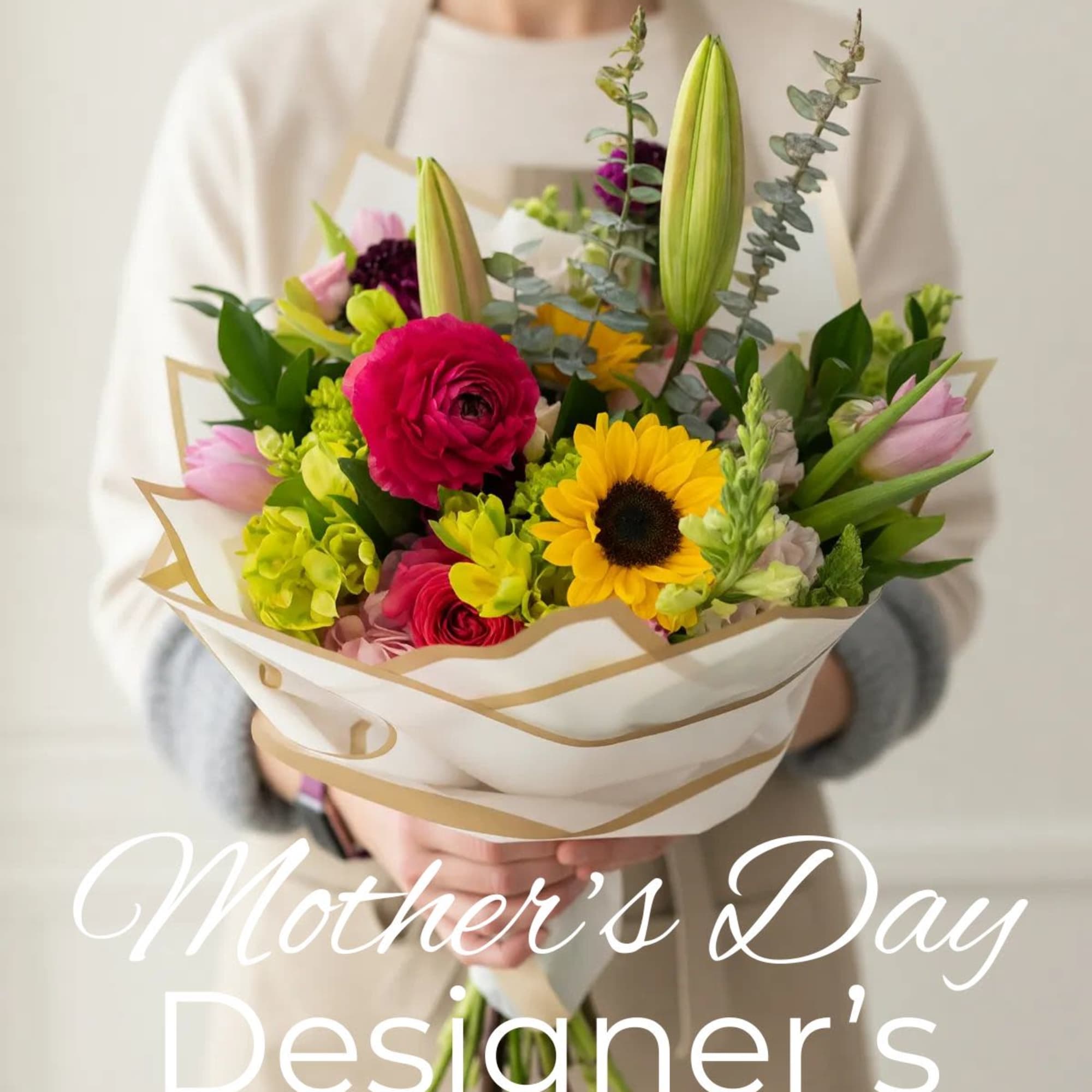 Celebrate Mom with a one-of-a-kind masterpiece. Our Mother&rsquo;s Day Designer&rsquo;s Choice Hand-Tied, photo 4 of 5