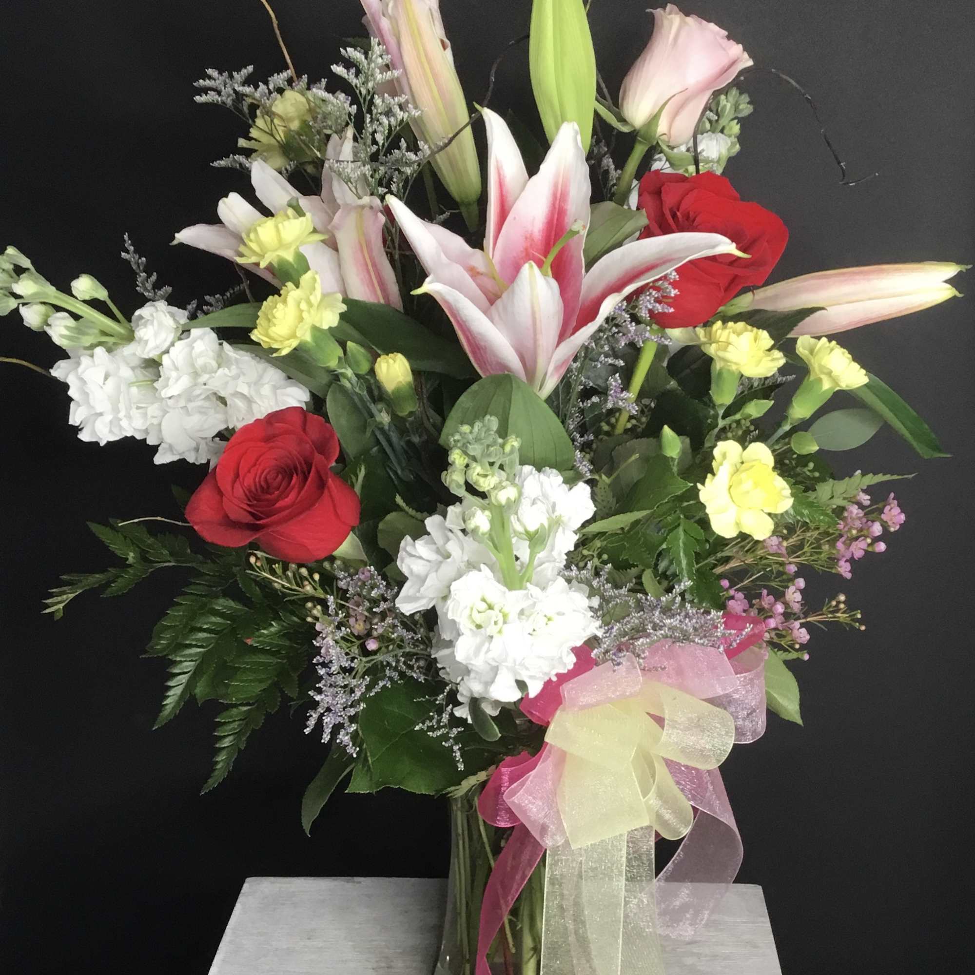 Does someone you know need a quick pick-me-up? Lift their spirits with, photo 3 of 4