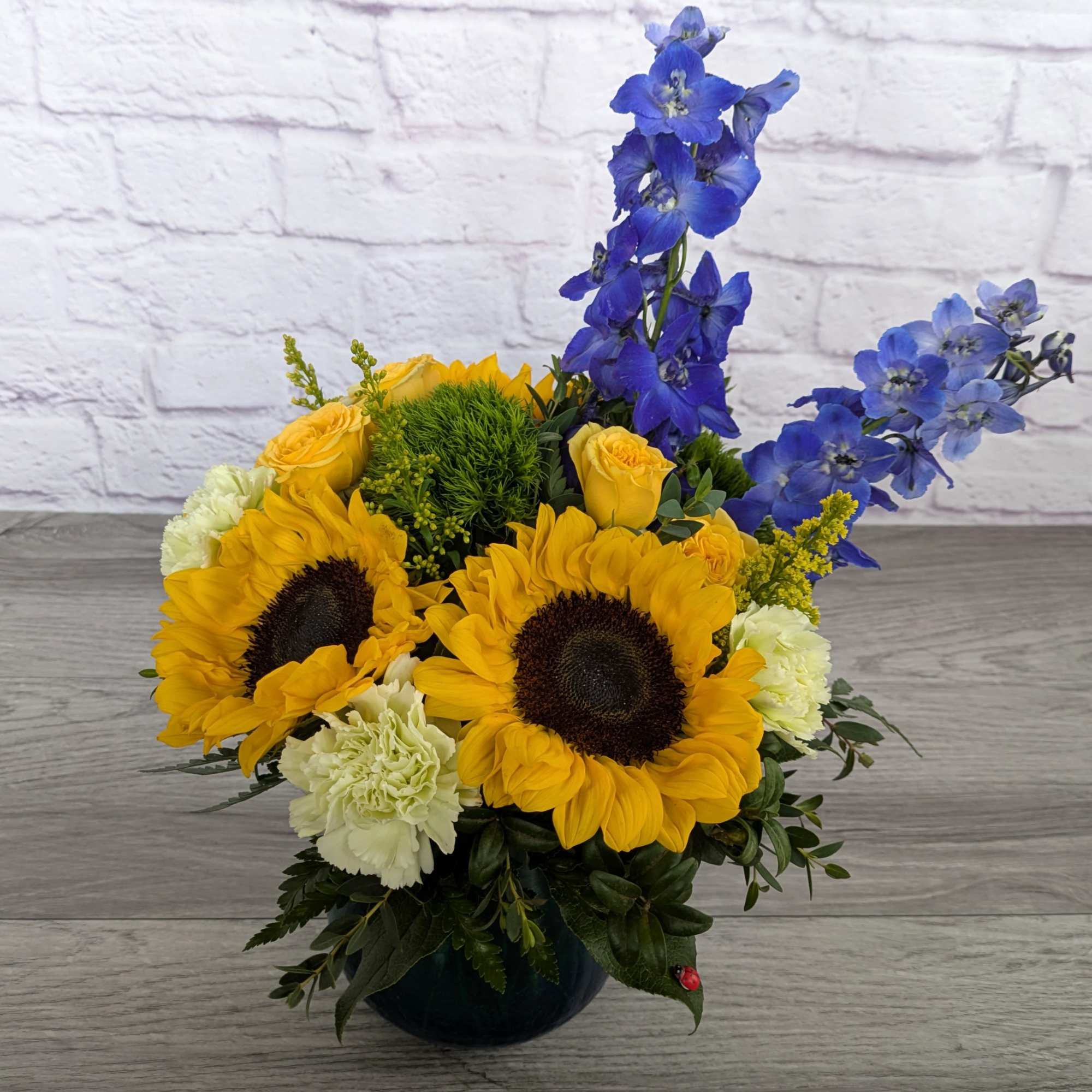 Colorado Lakes is A Ladybug Floral exclusive bouquet inspired by the beautiful
