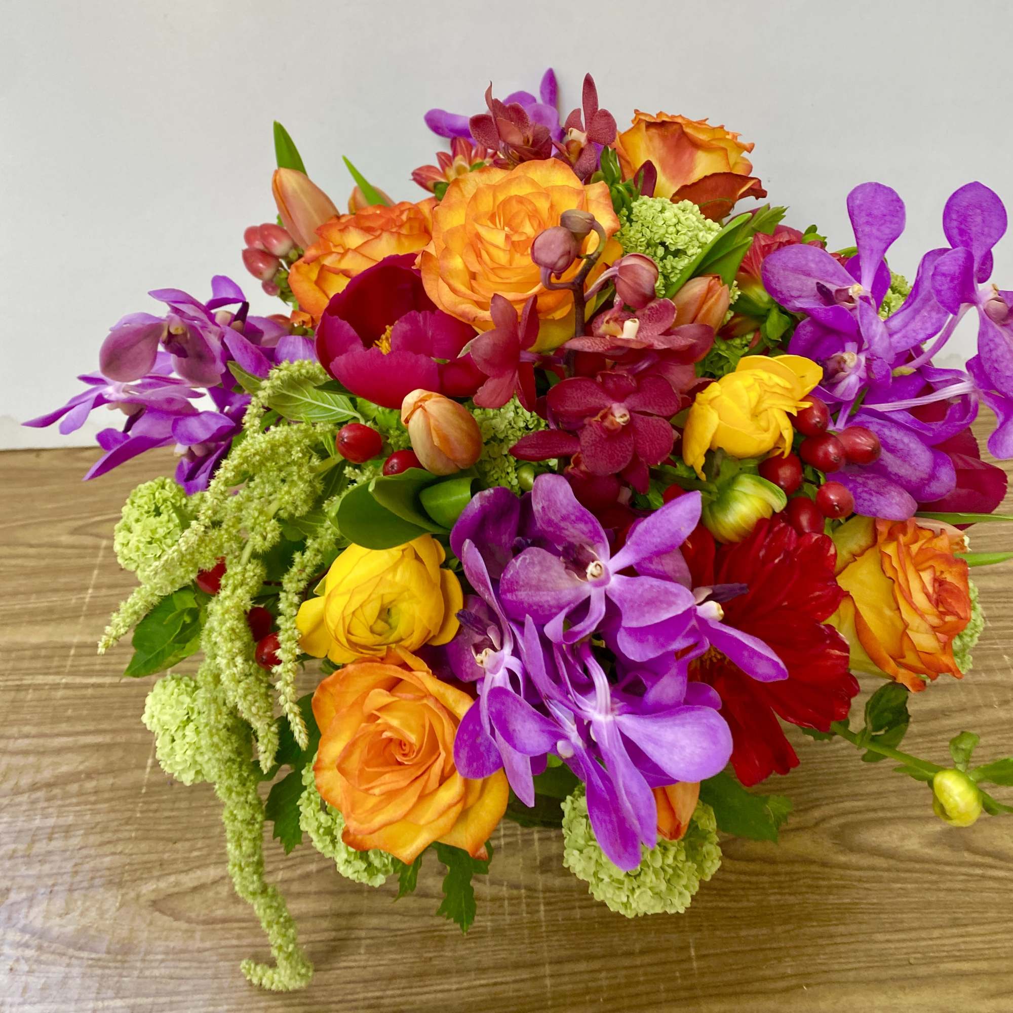 combinations of spring flowers, photo 2 of 4