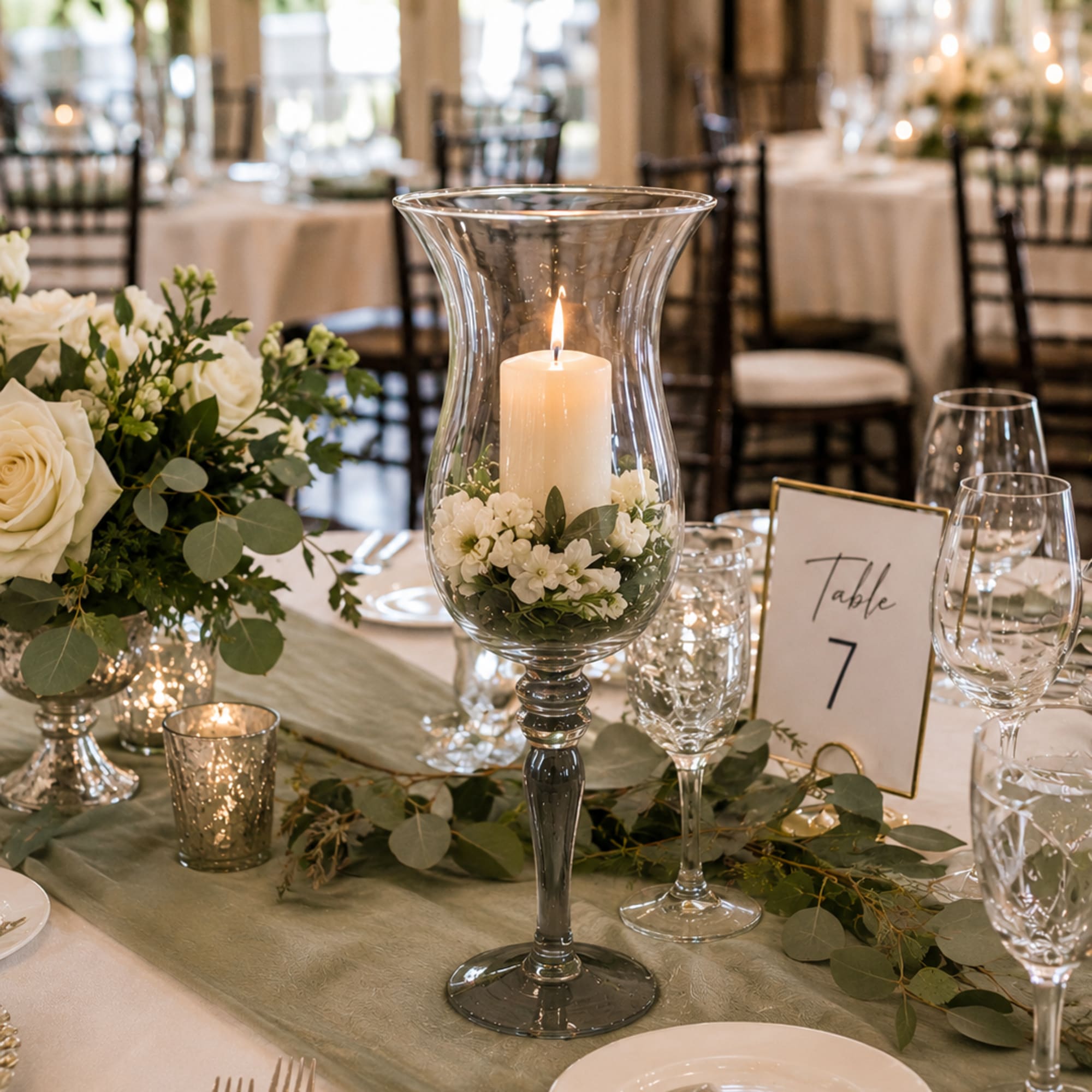 As the medium vase in our pedestal stem collection, the Hannah Vase
