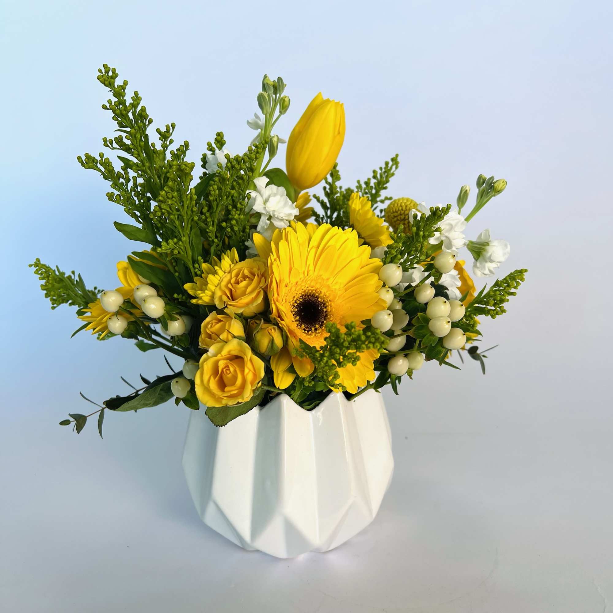 Brightest blooms to sunny up your skies, photo 2 of 3