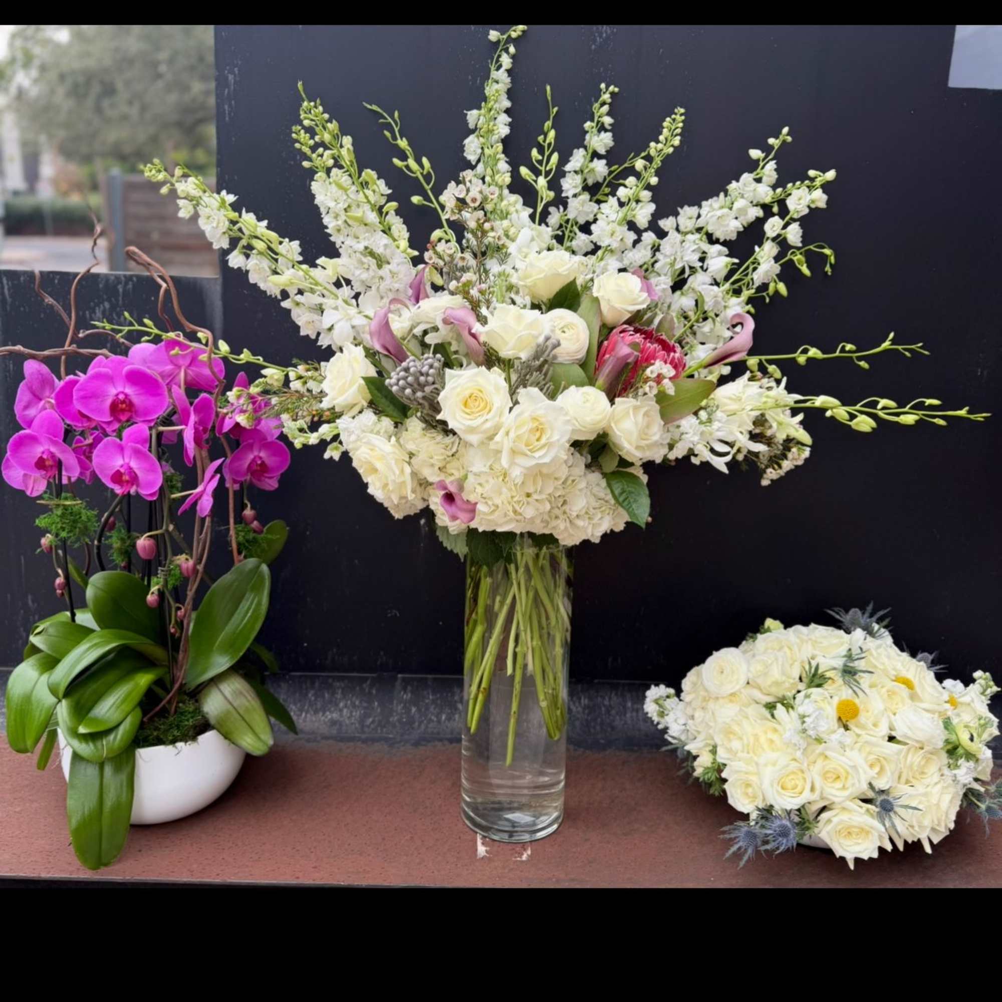 You will receive a $200, $300, or $500 floral design every Tuesday, photo 3 of 6