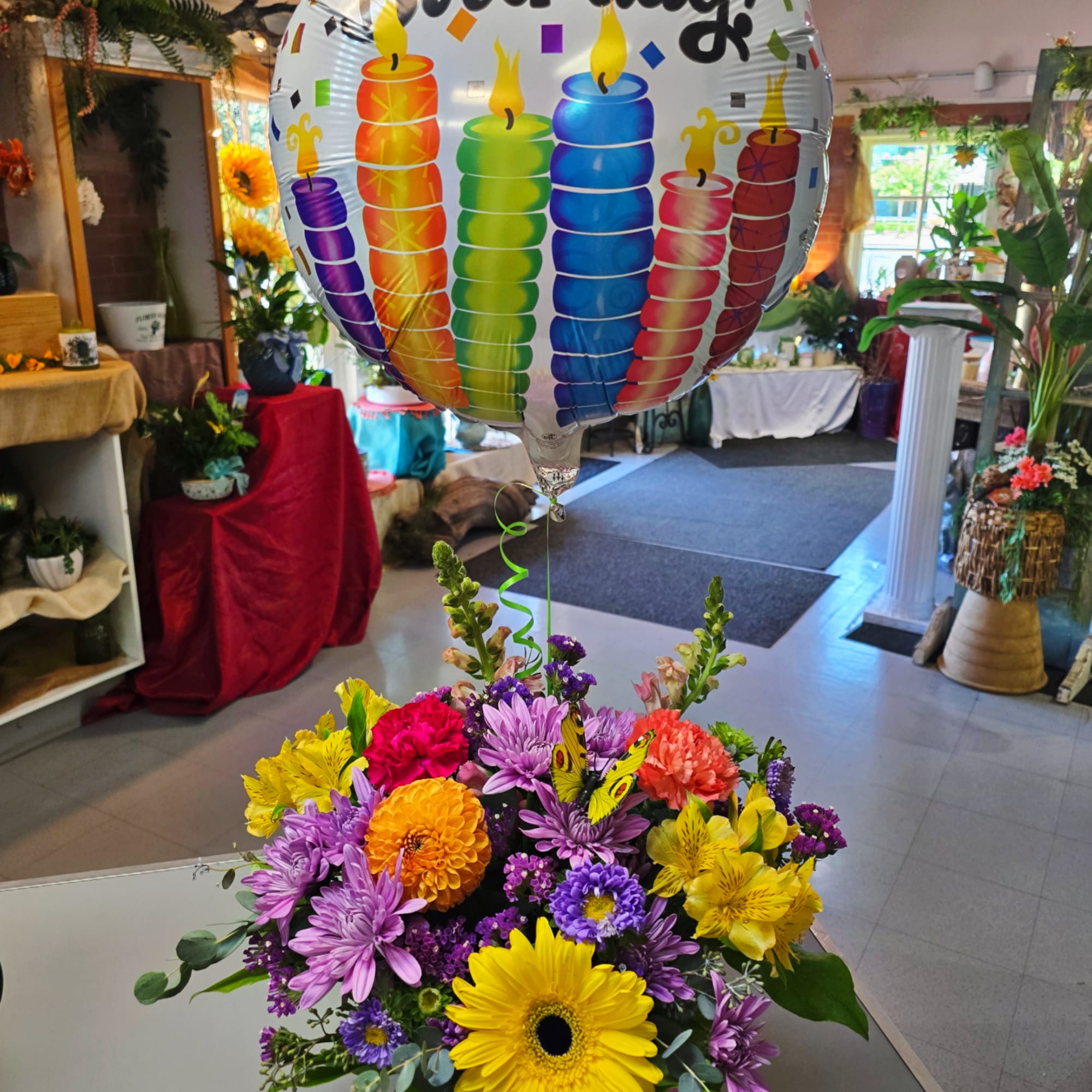 Surprise your special person, co-worker or loved one with a beautiful mixed