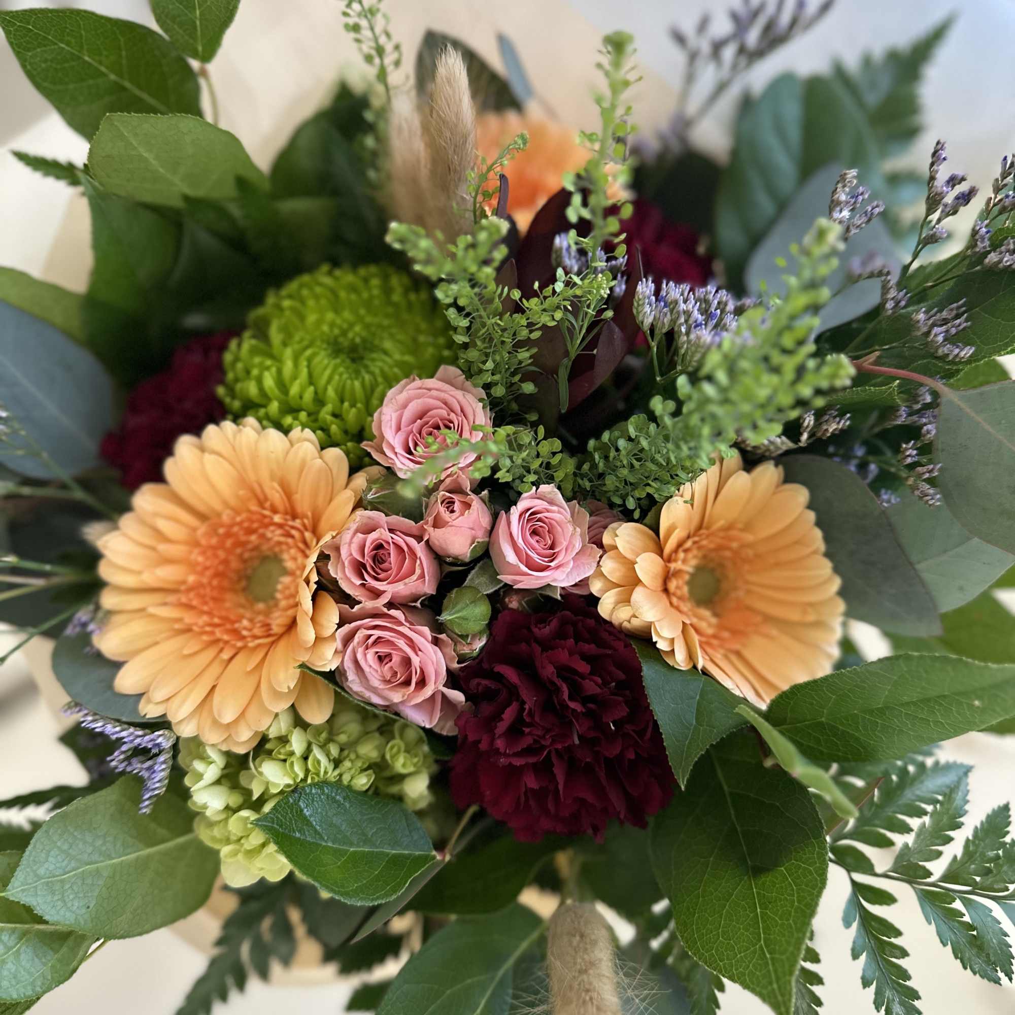 Looking for a beautiful and budget-friendly bouquet on the go? Look no