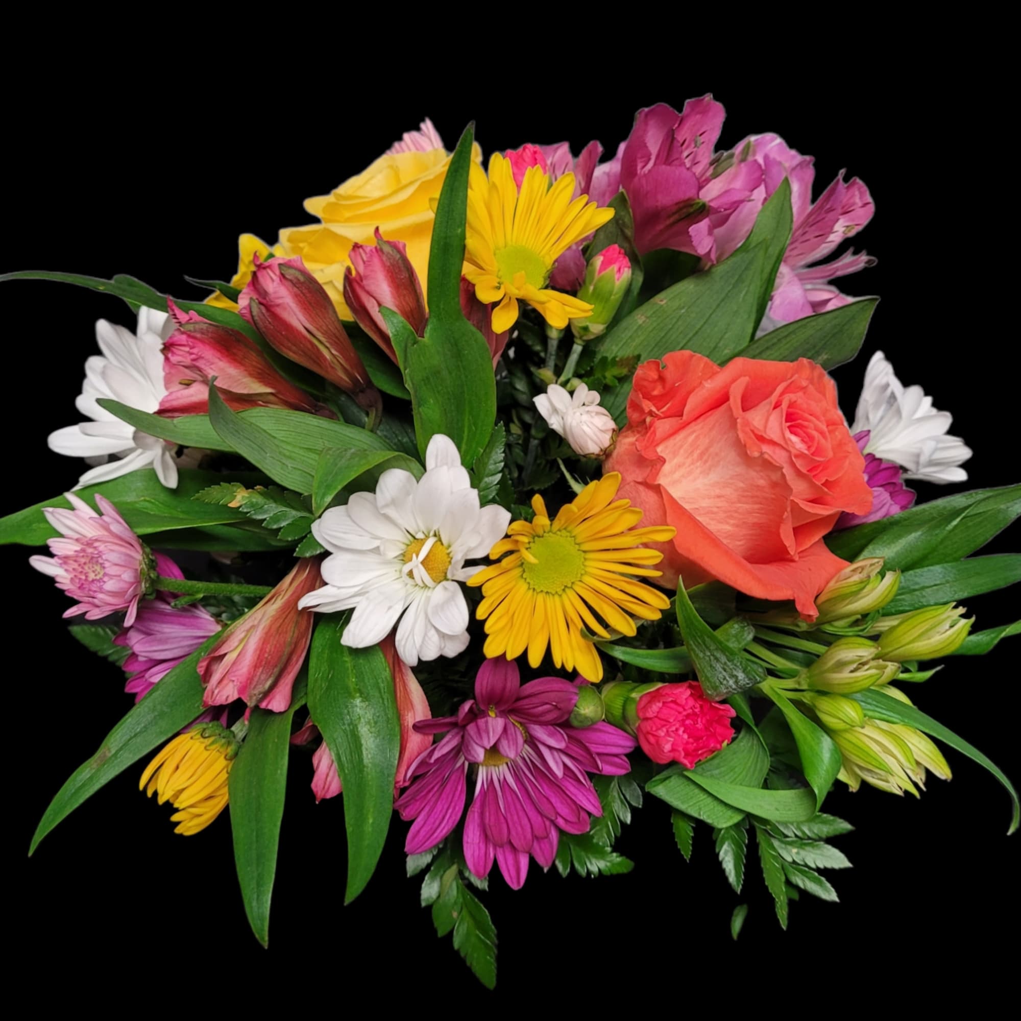 Mixed bouquet with roses, daisies, and alstroemeria in bright colors