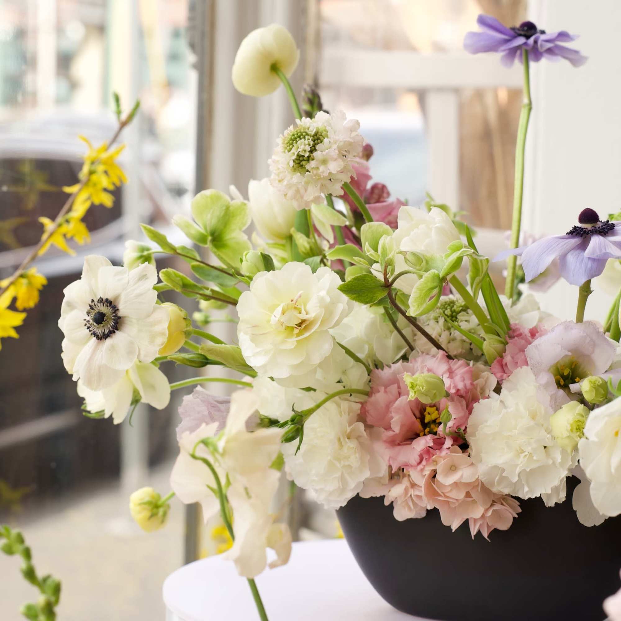 
Indulge in the opulence of spring with this sumptuous arrangement of snapdragon, photo 2 of 3