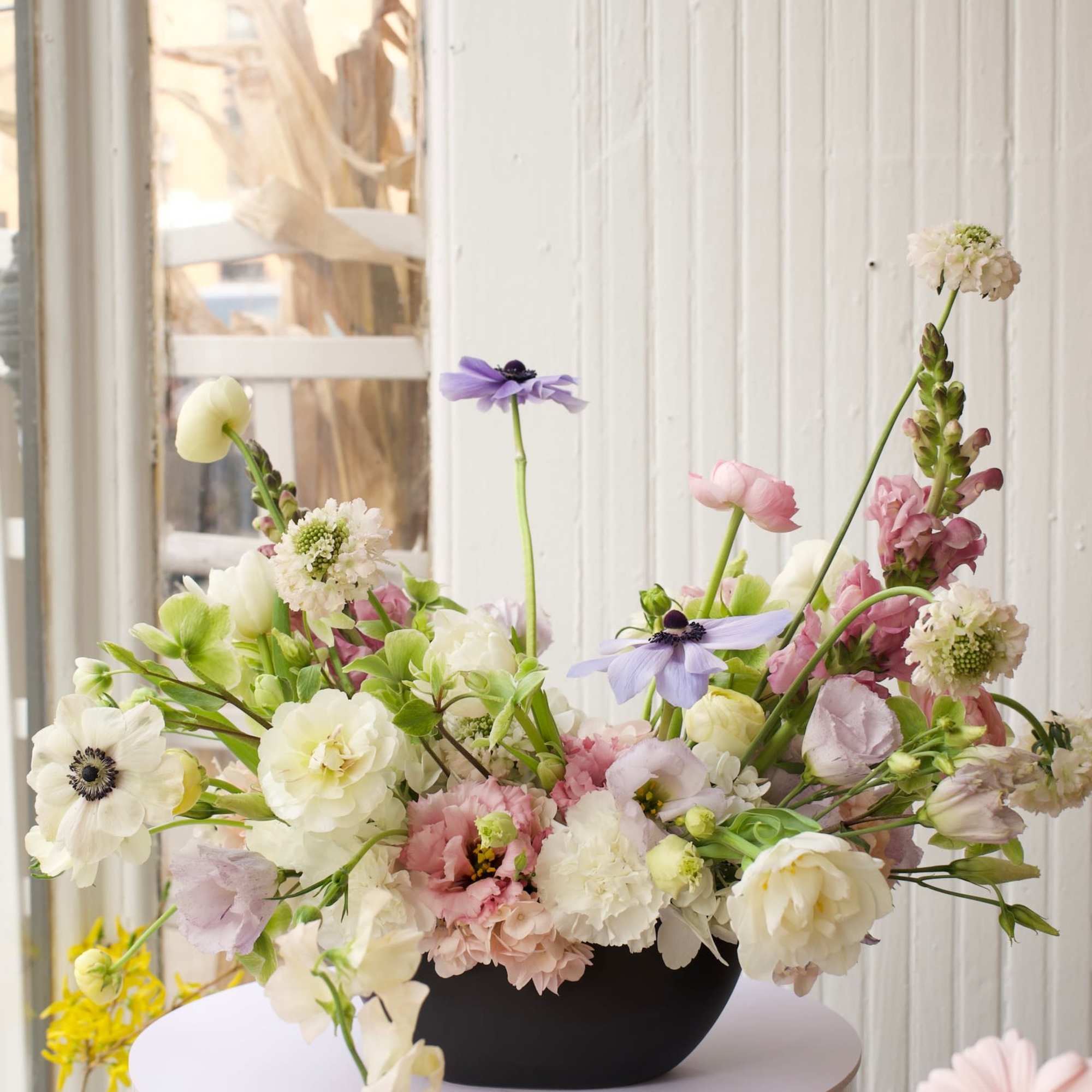 
Indulge in the opulence of spring with this sumptuous arrangement of snapdragon, photo 3 of 3