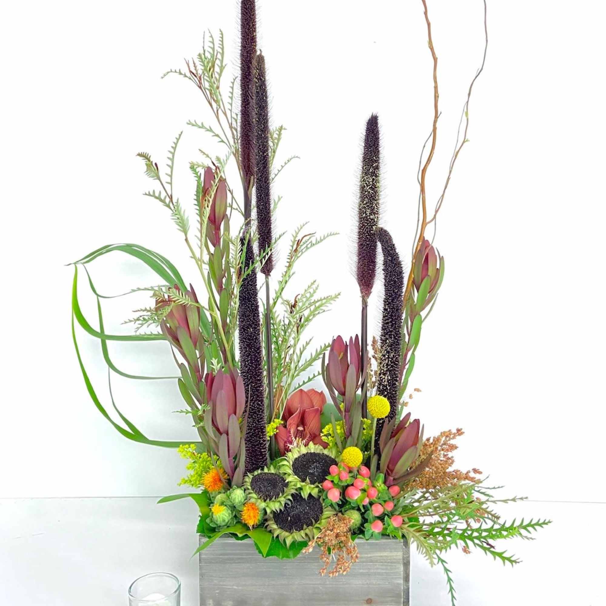 Vibrant colors, bold lines, lots of texture! This long-lasting design will bring